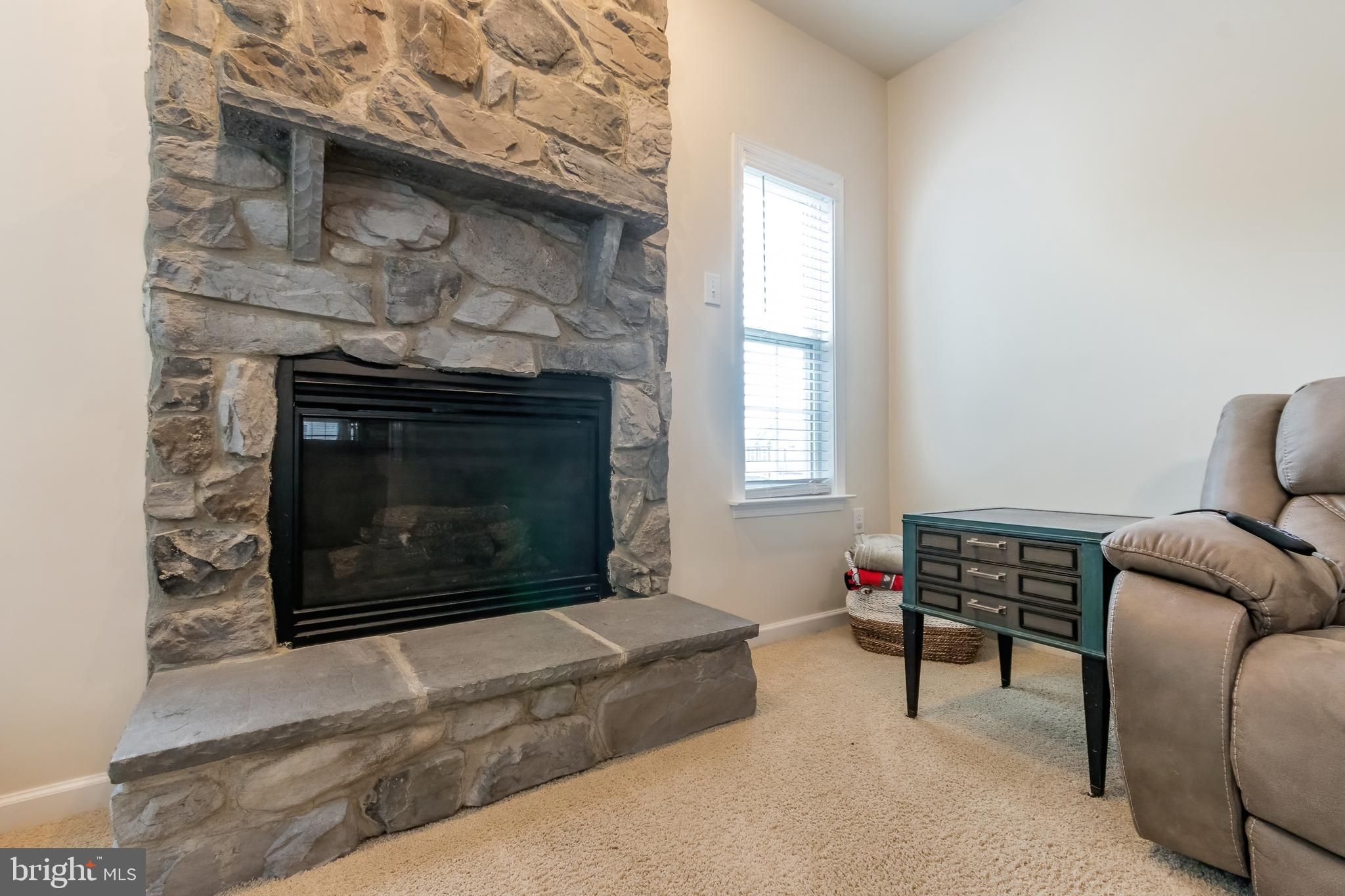 LAUREL RIDGE - Residential