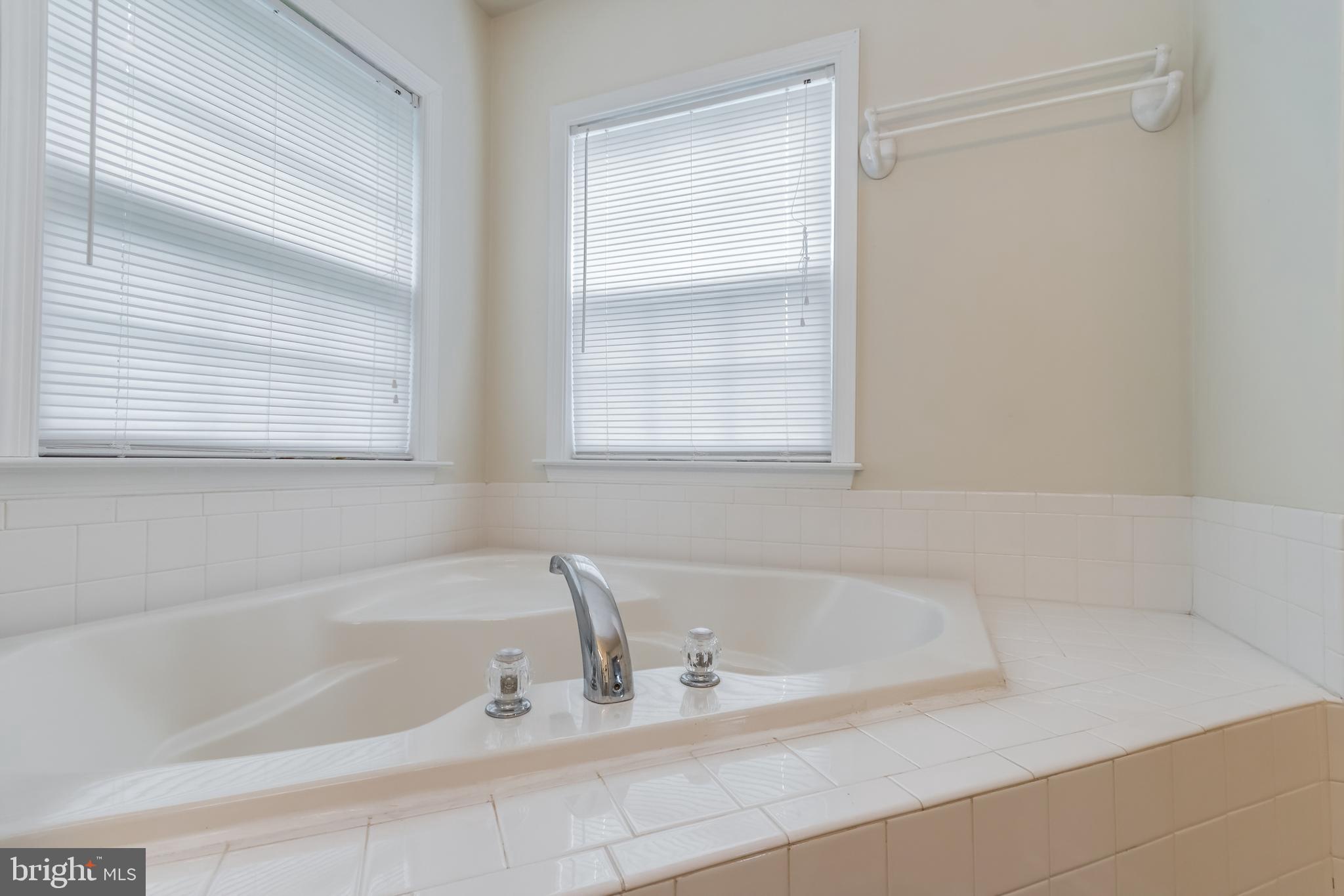 LAUREL RIDGE - Residential