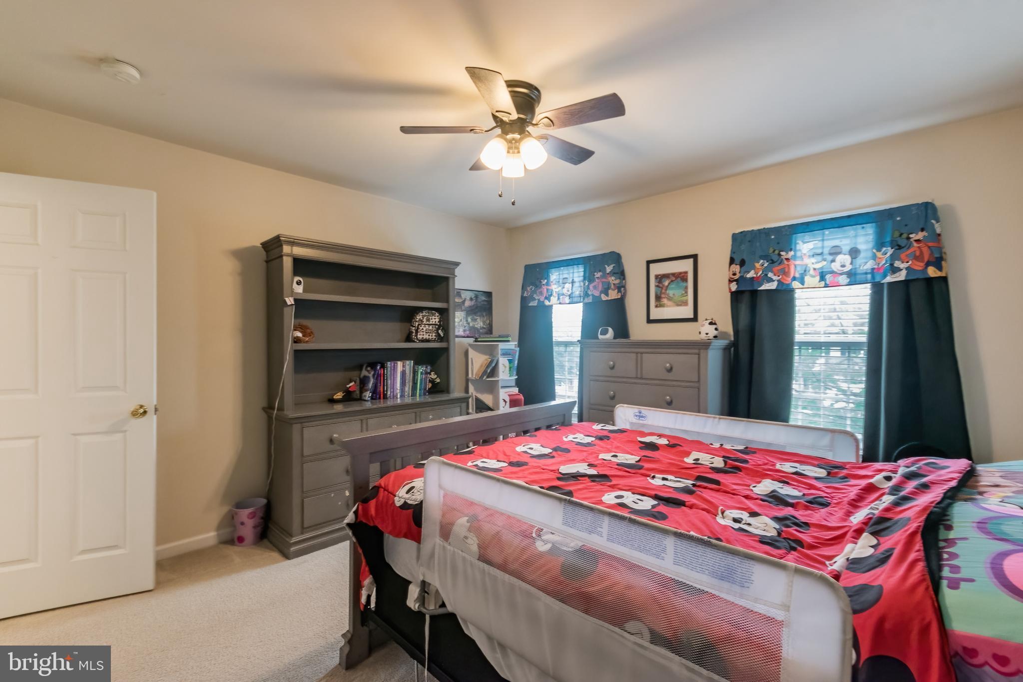 LAUREL RIDGE - Residential