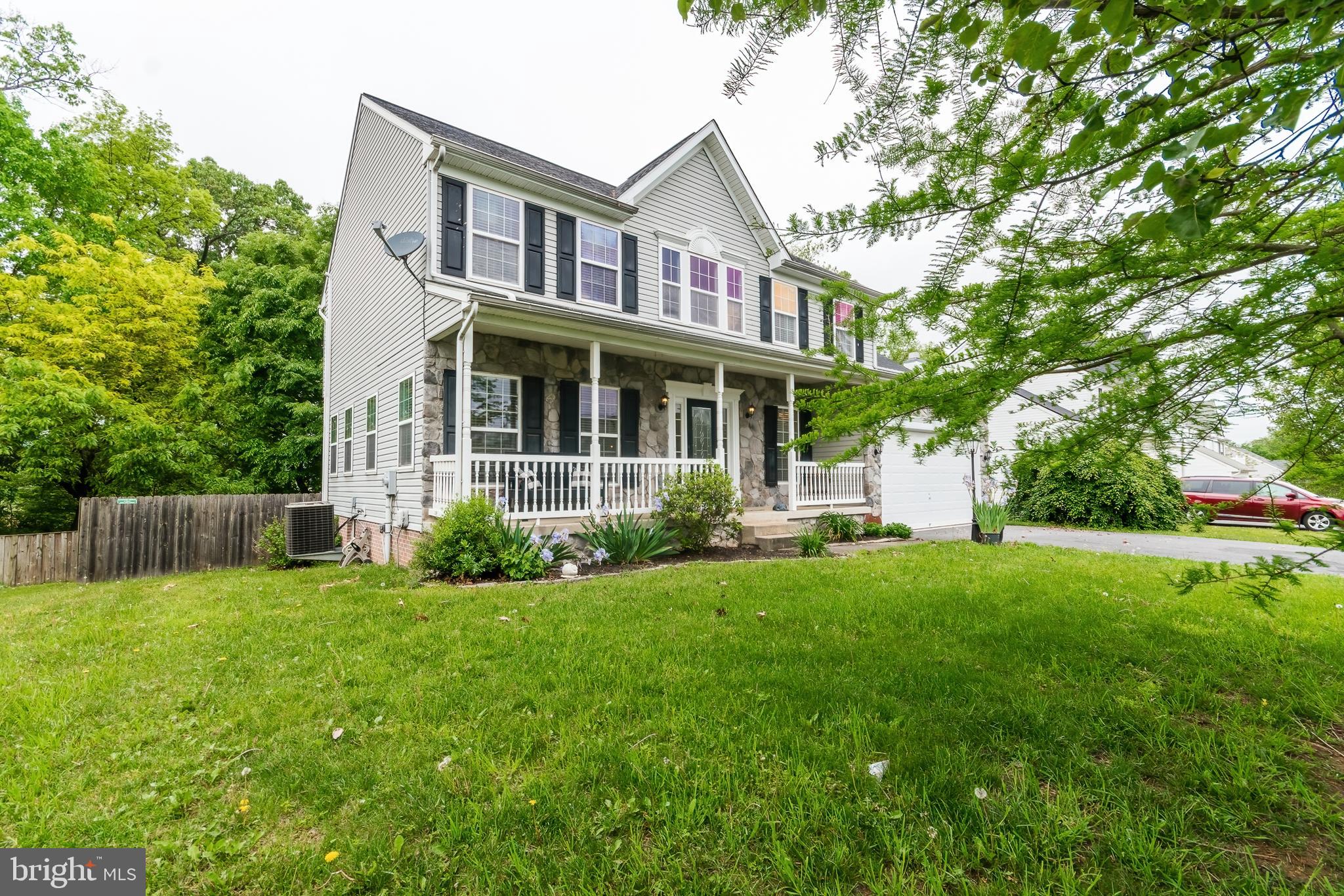 LAUREL RIDGE - Residential