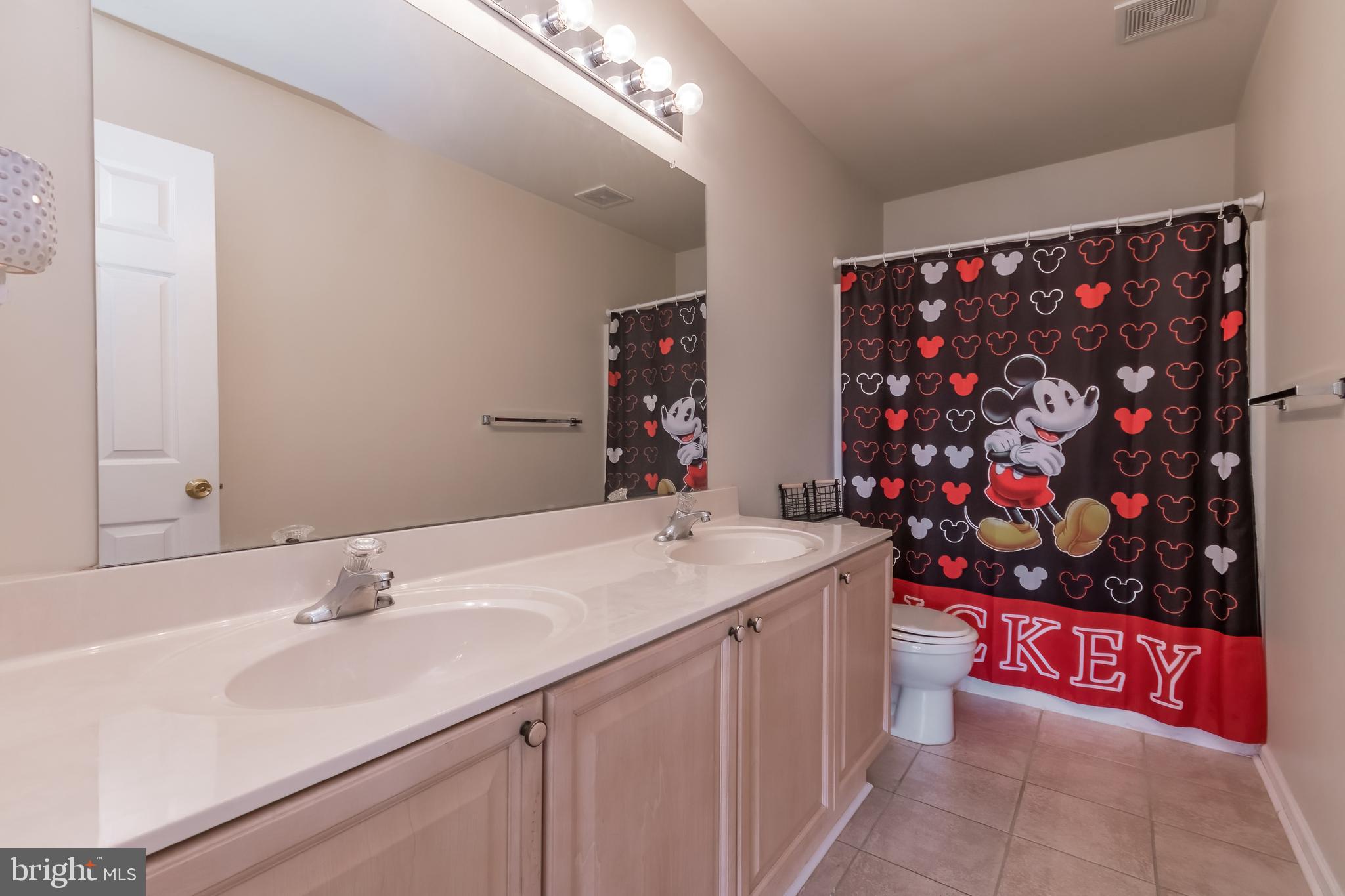 LAUREL RIDGE - Residential