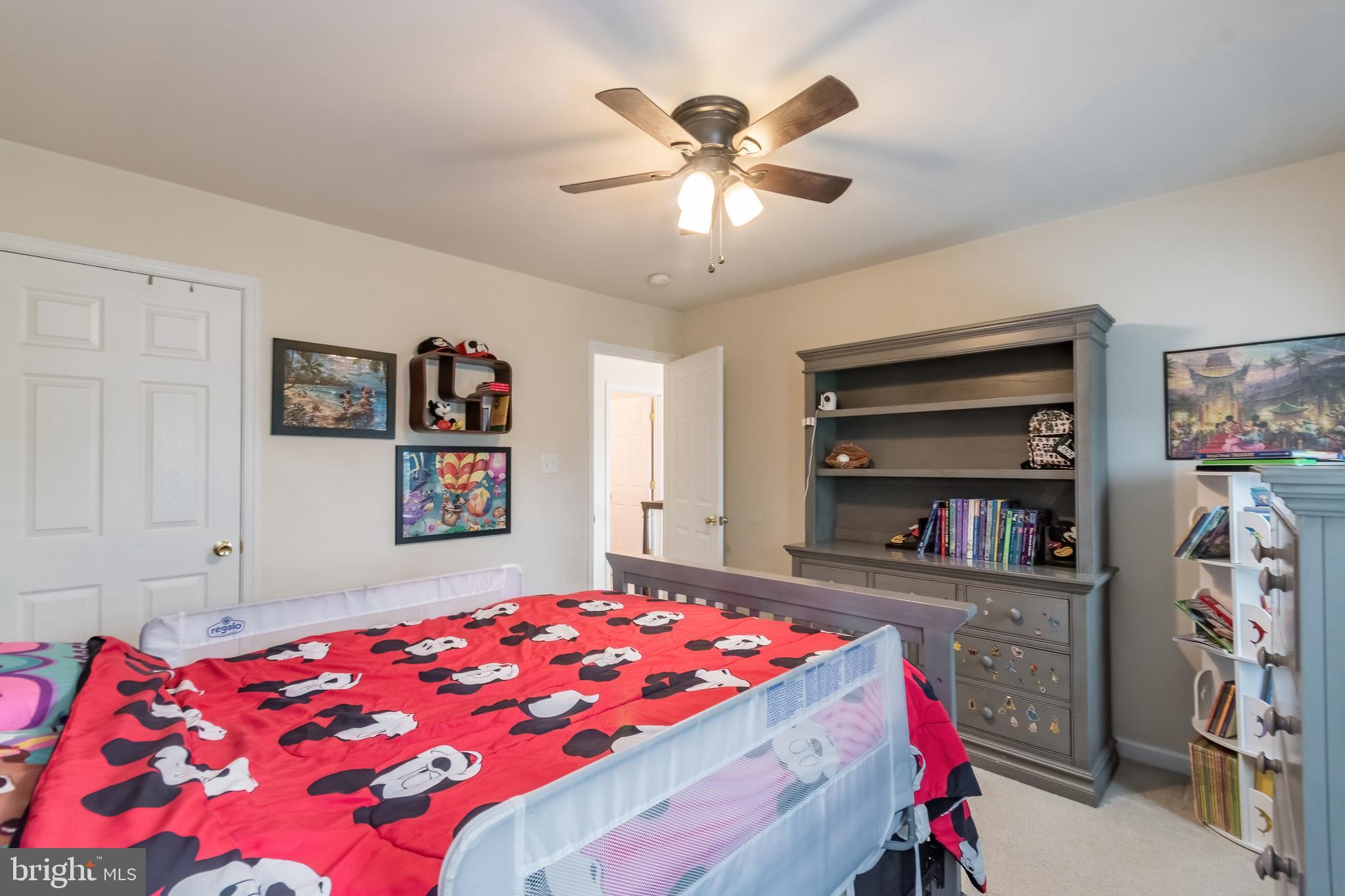 LAUREL RIDGE - Residential