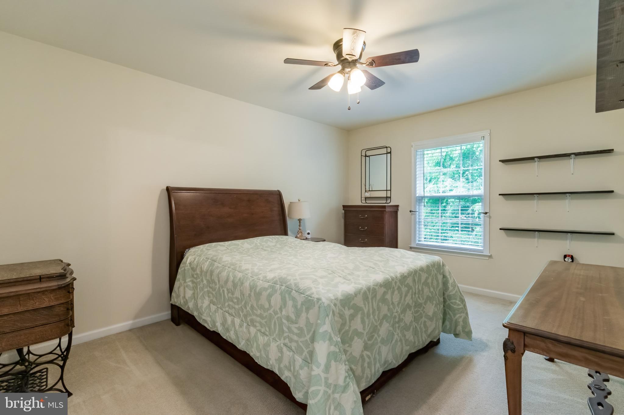 LAUREL RIDGE - Residential