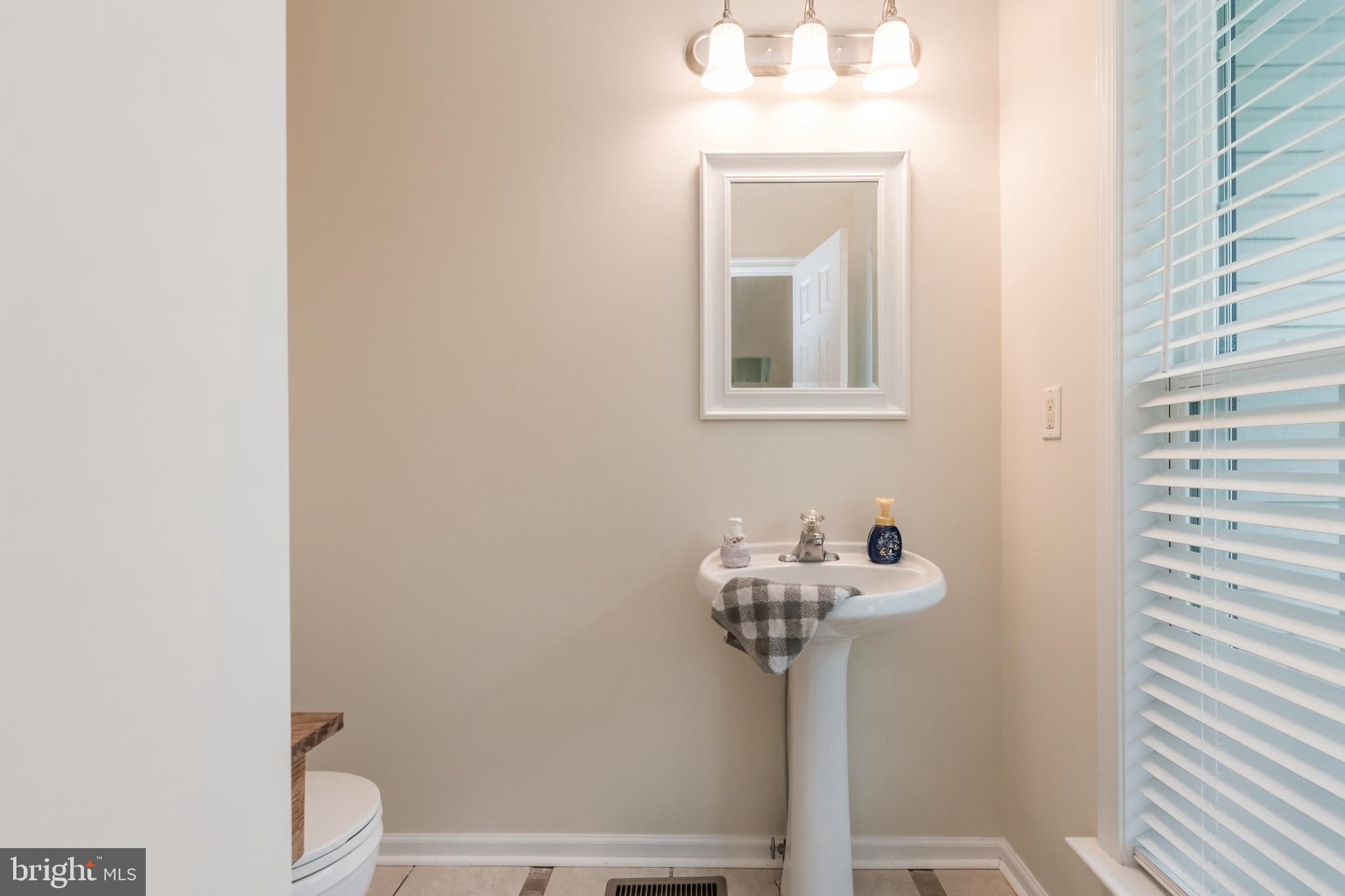 LAUREL RIDGE - Residential