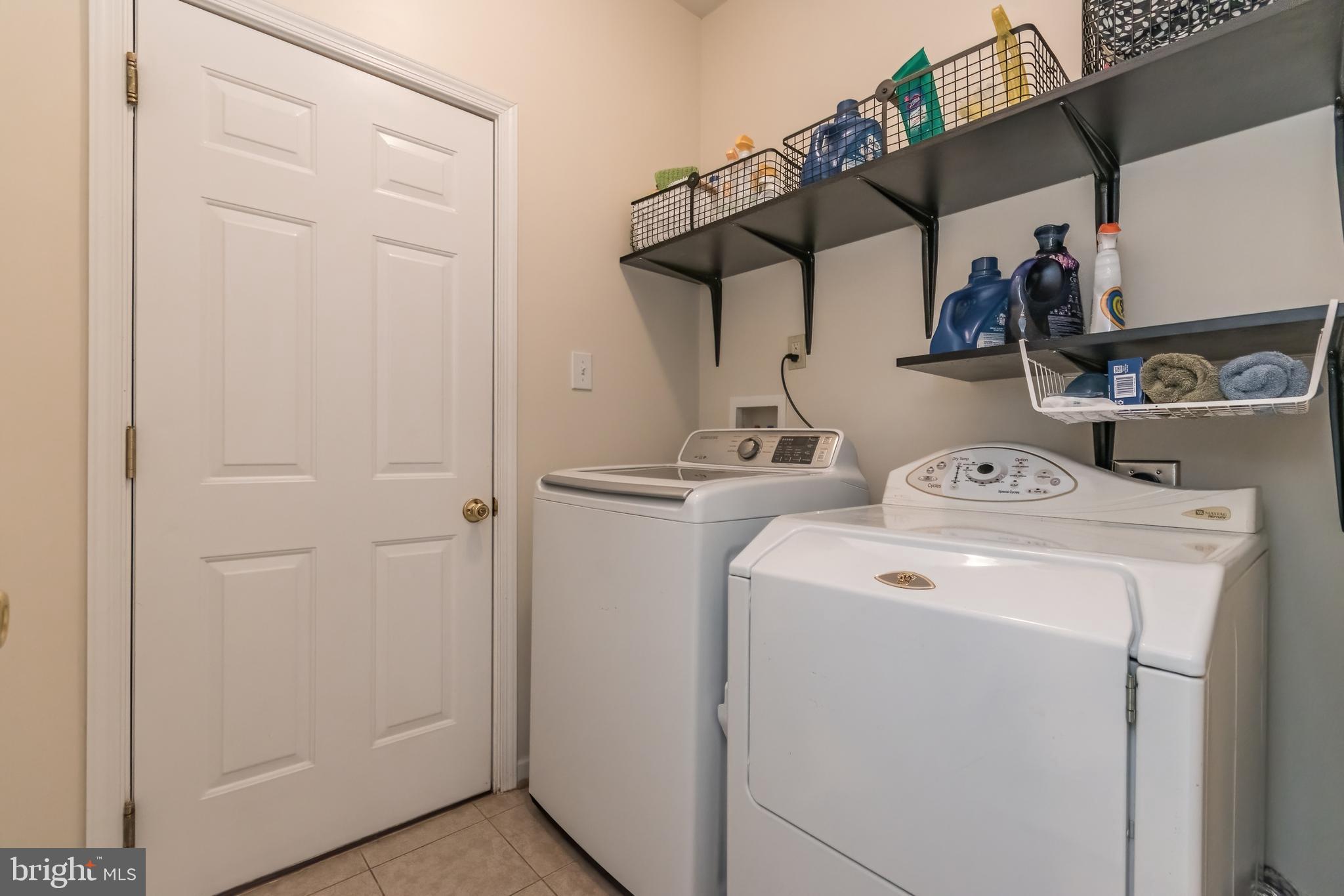 LAUREL RIDGE - Residential