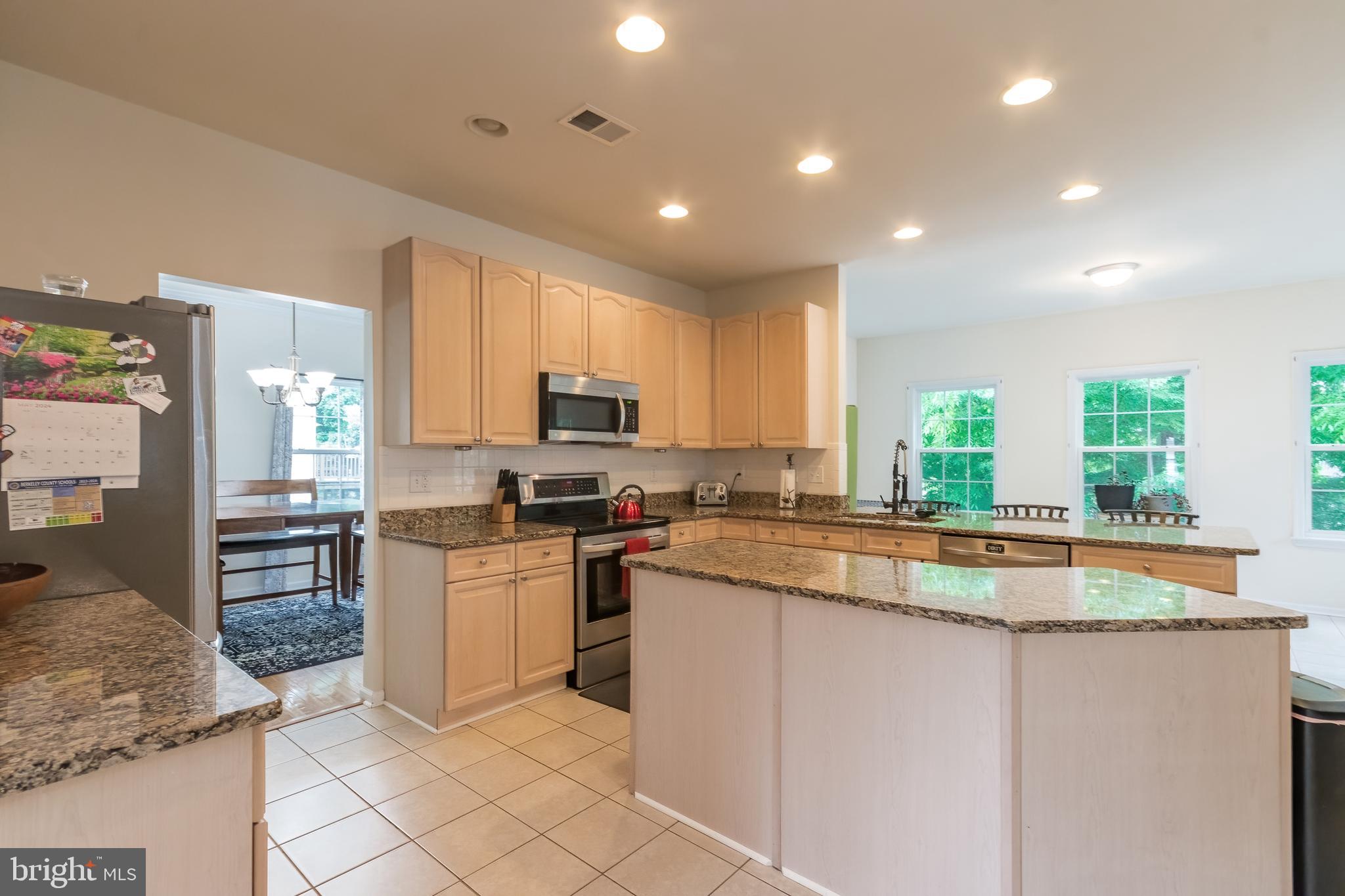 LAUREL RIDGE - Residential