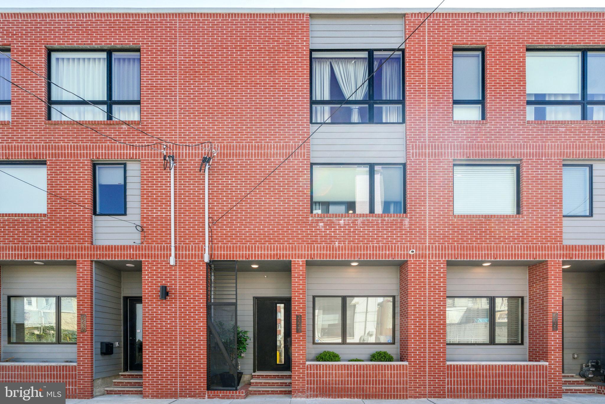 NORRIS SQUARE - Residential