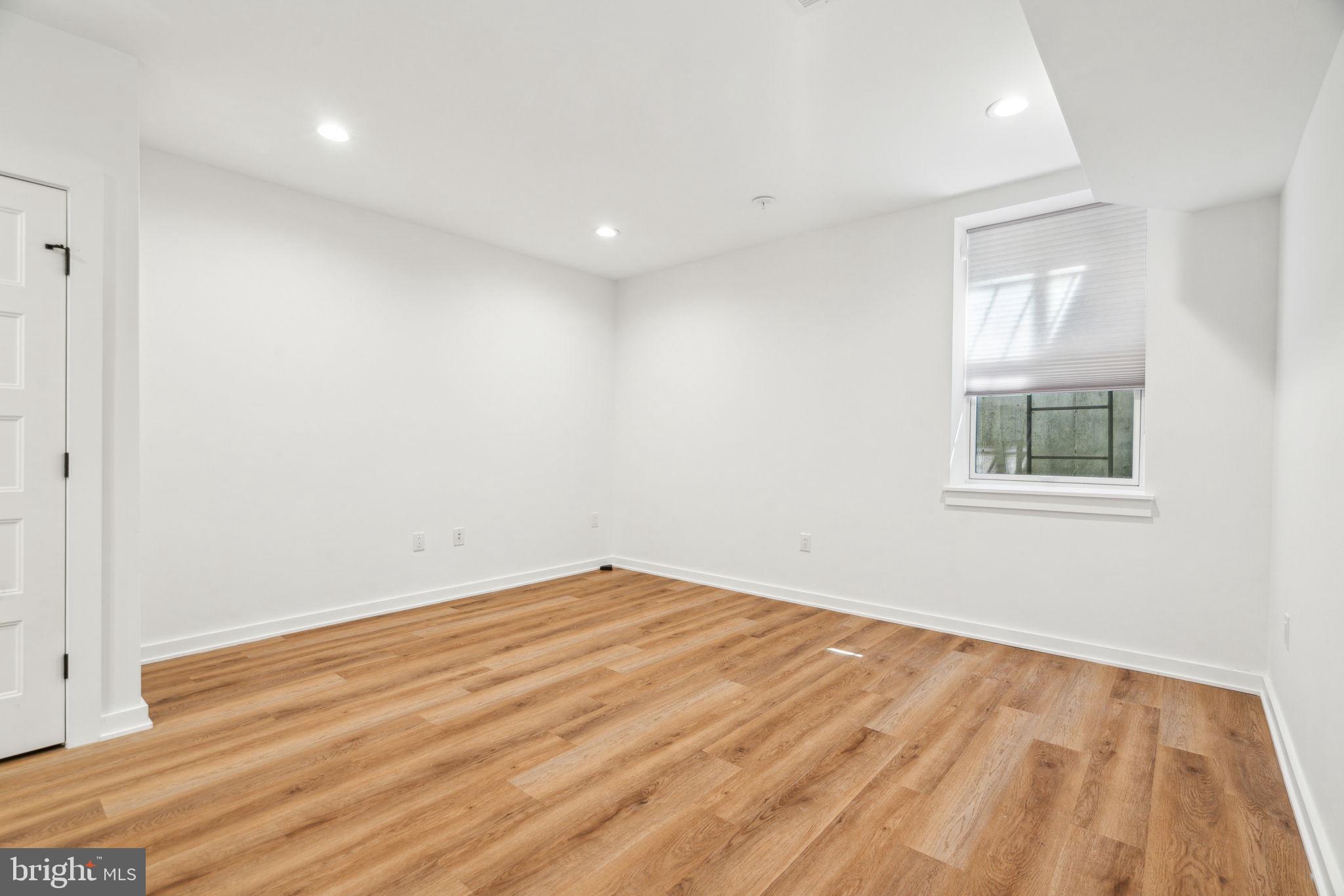 NORRIS SQUARE - Residential