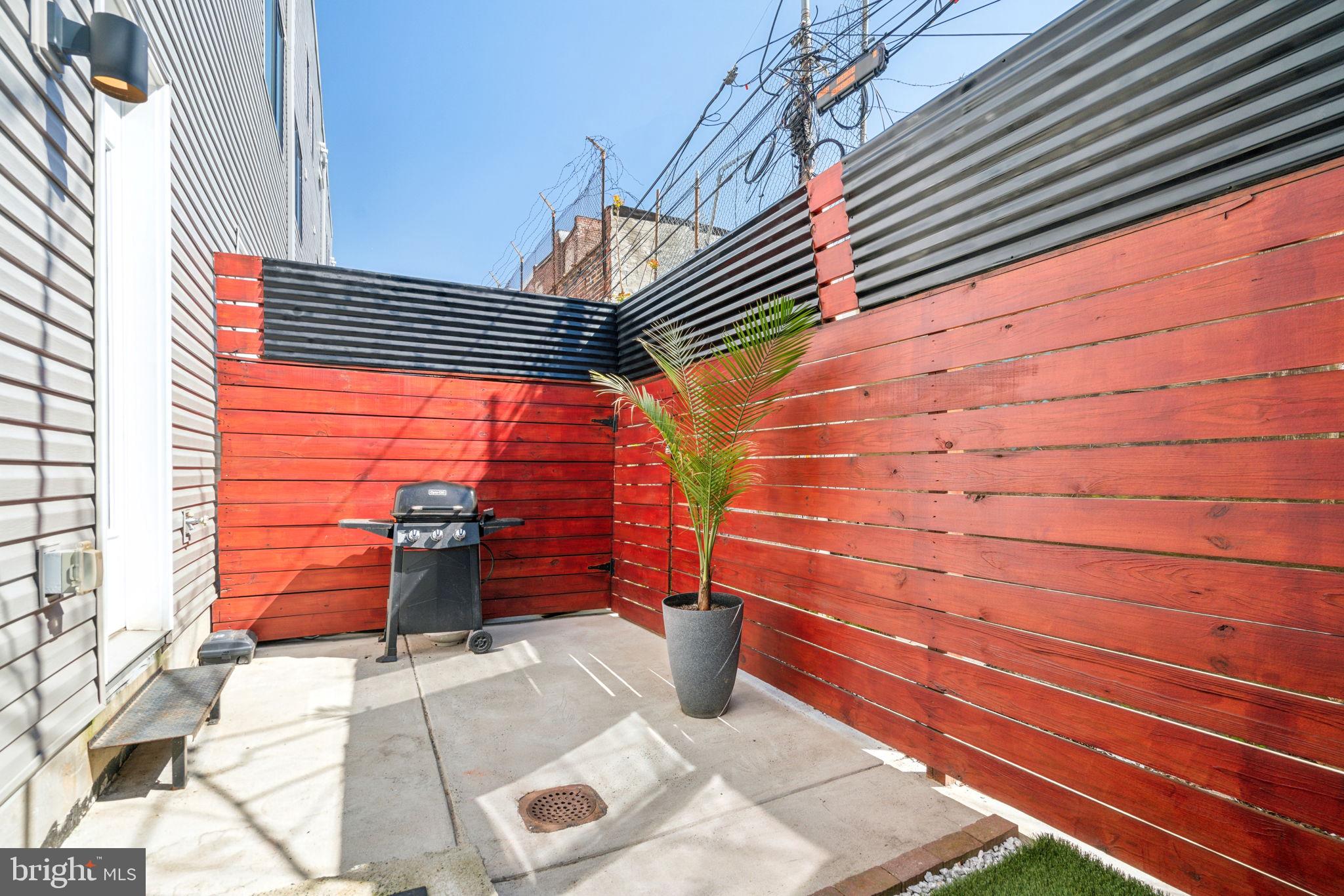 NORRIS SQUARE - Residential