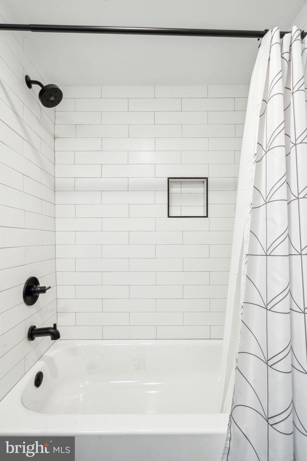 NORRIS SQUARE - Residential