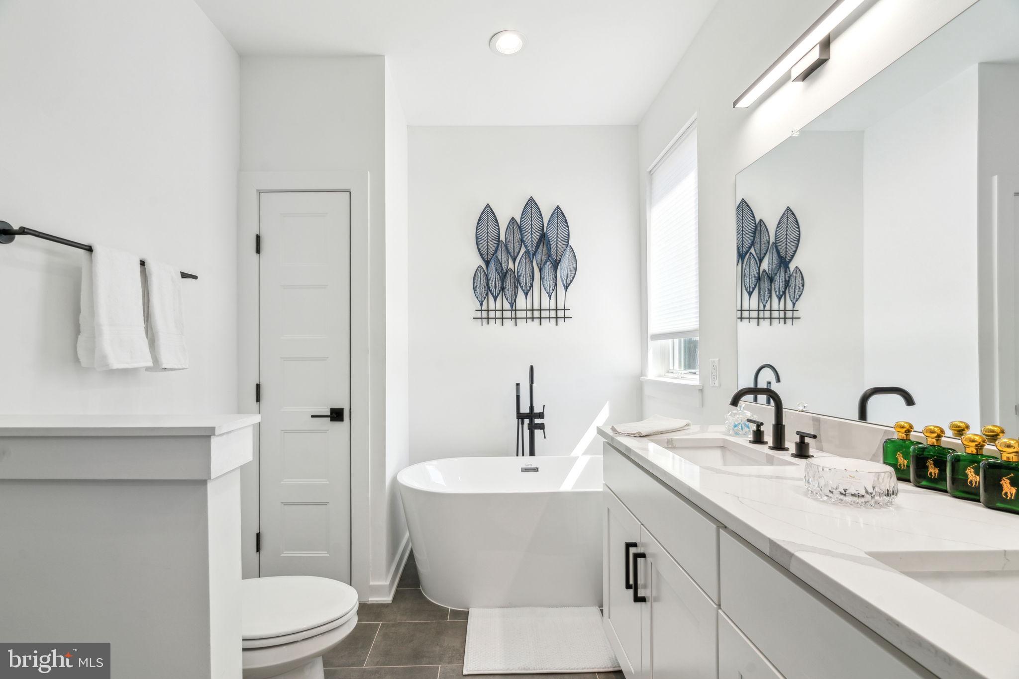 NORRIS SQUARE - Residential