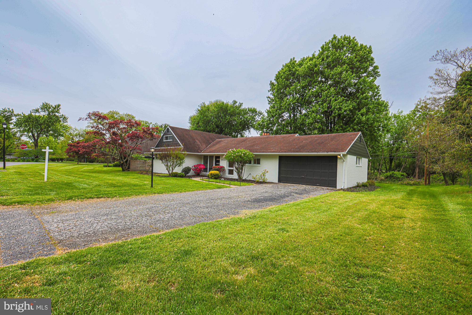 LONG MEADOW ESTATES - Residential