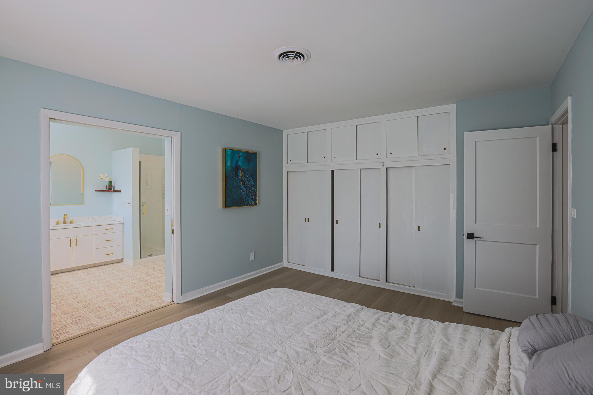 LONG MEADOW ESTATES - Residential