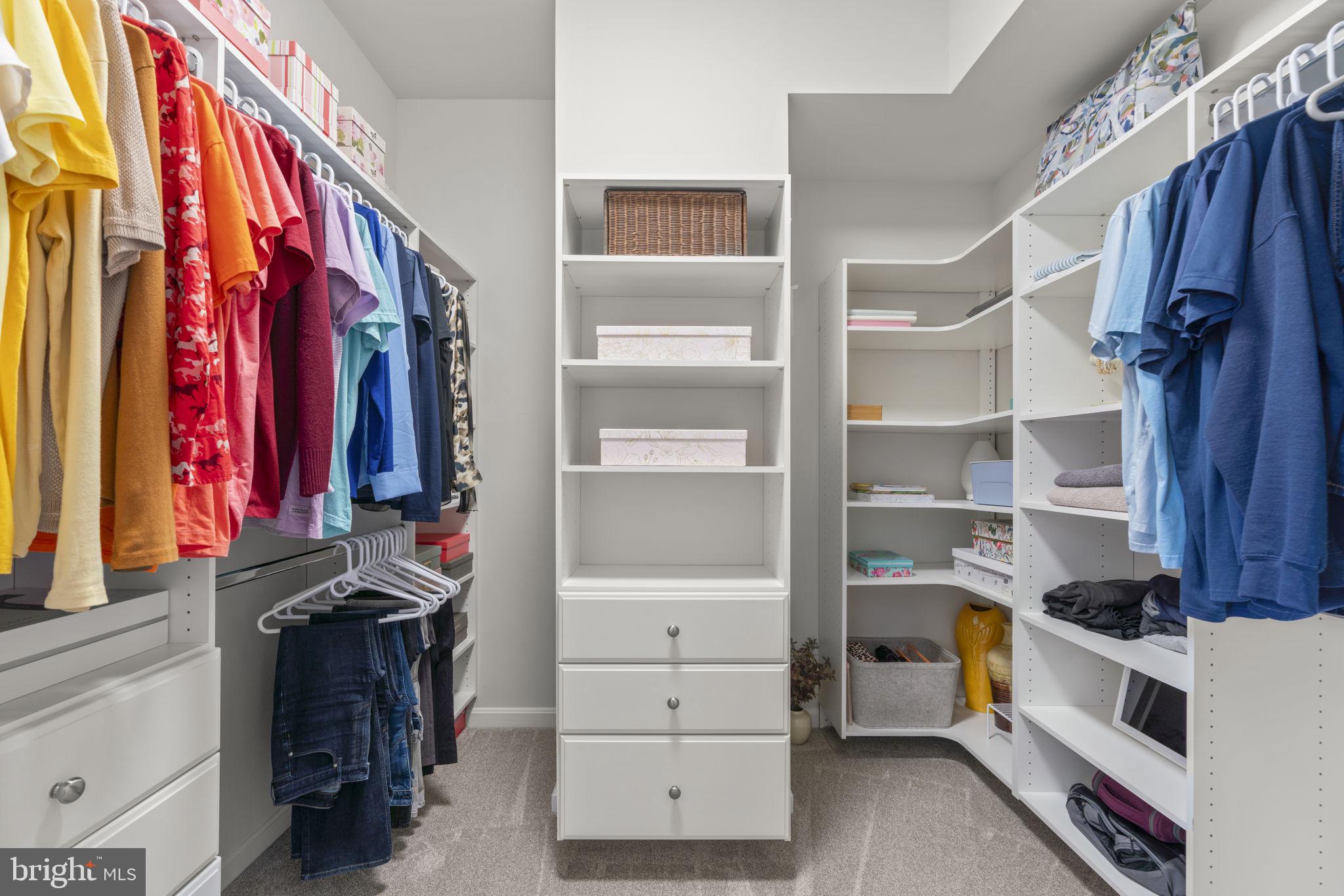 THE COVE - Residential