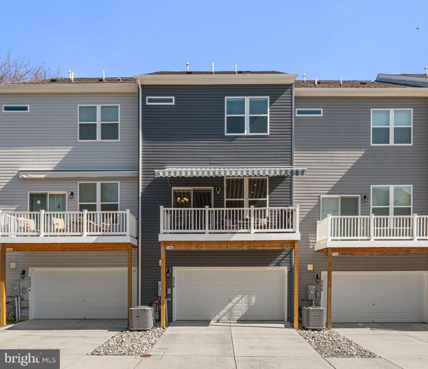 THE COVE - Residential