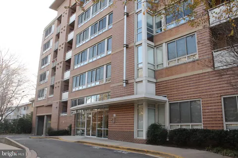 MLS: DCDC2259956