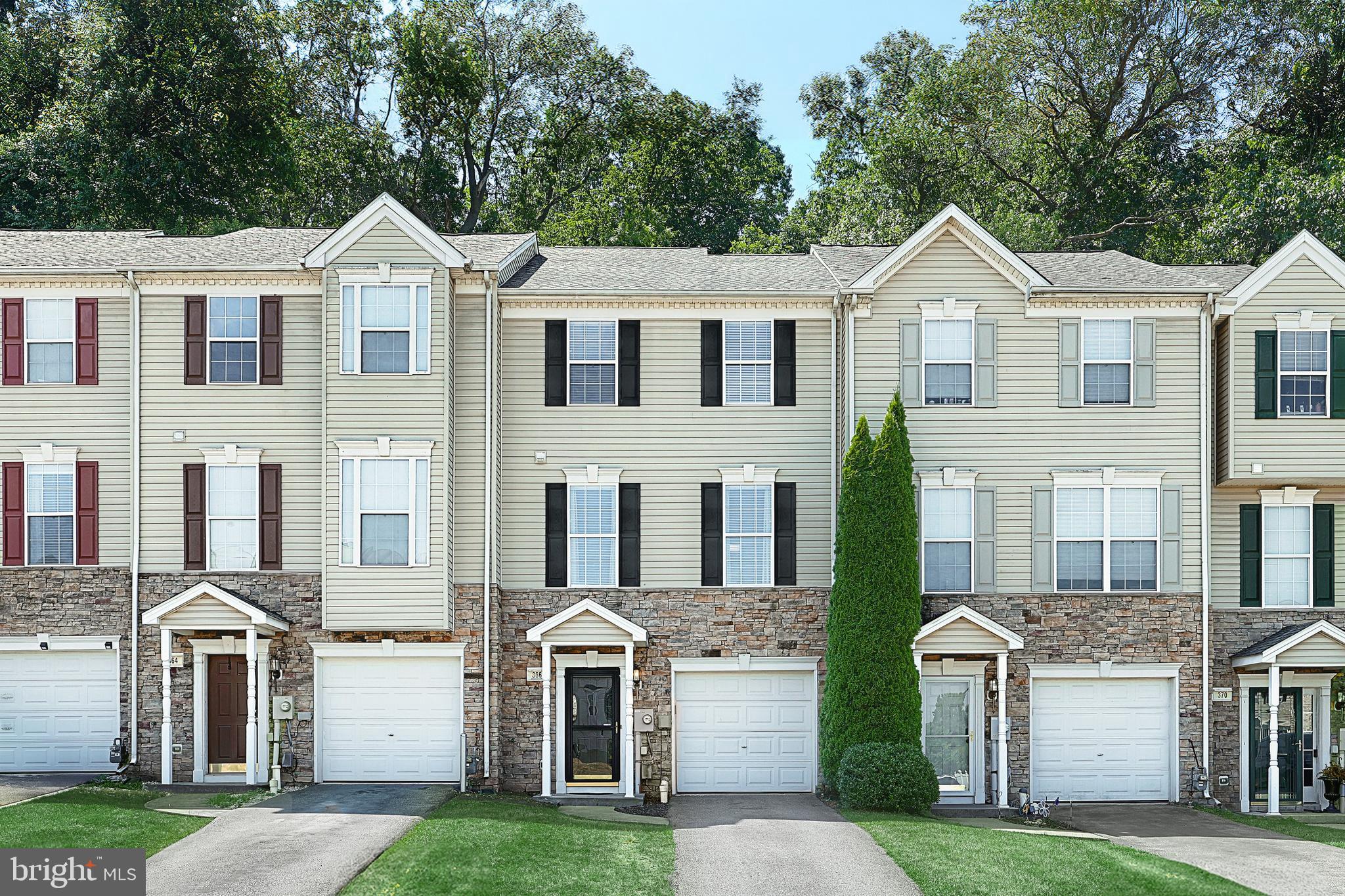 PEACEFIELDS - Residential