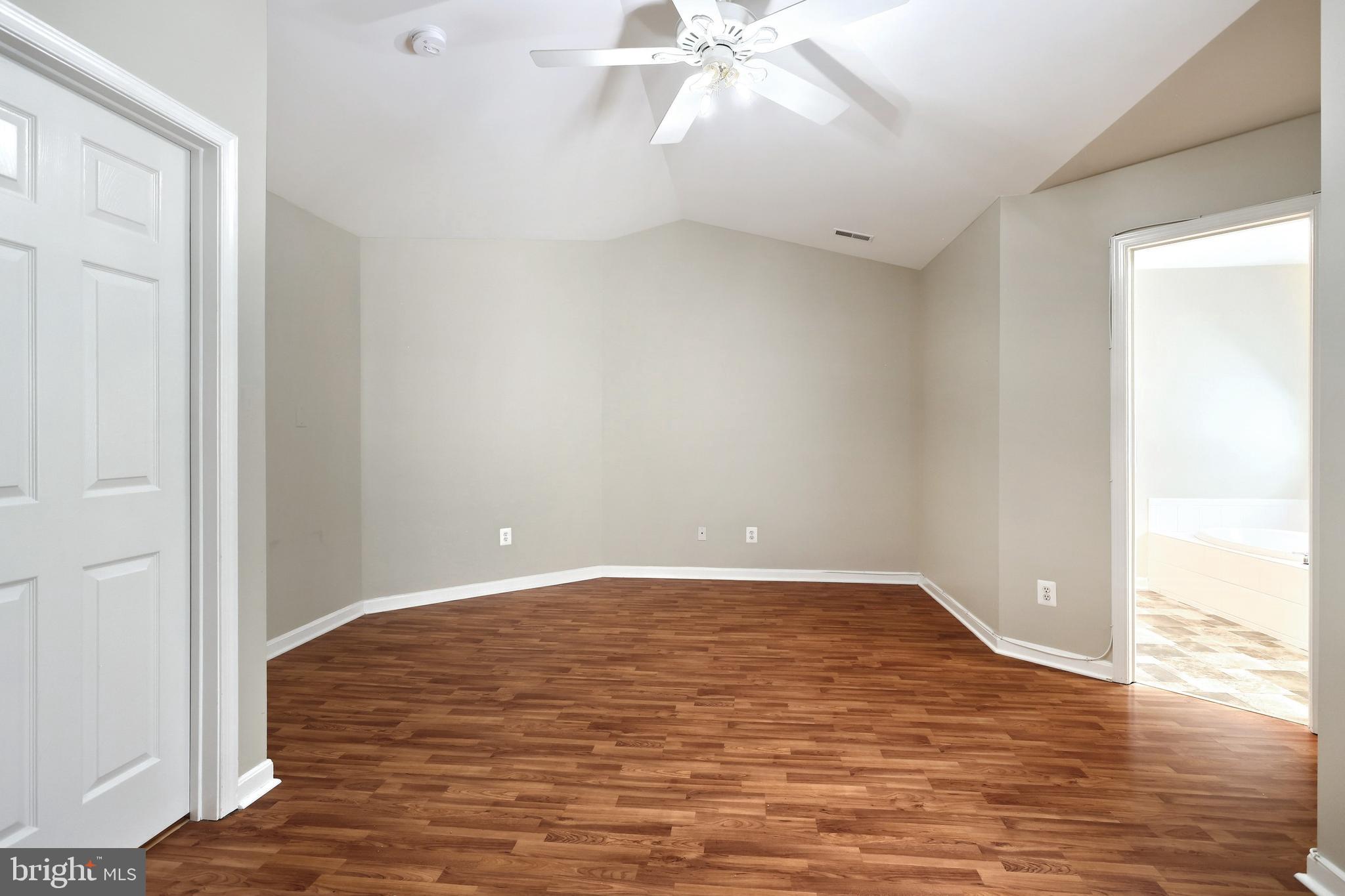 PEACEFIELDS - Residential