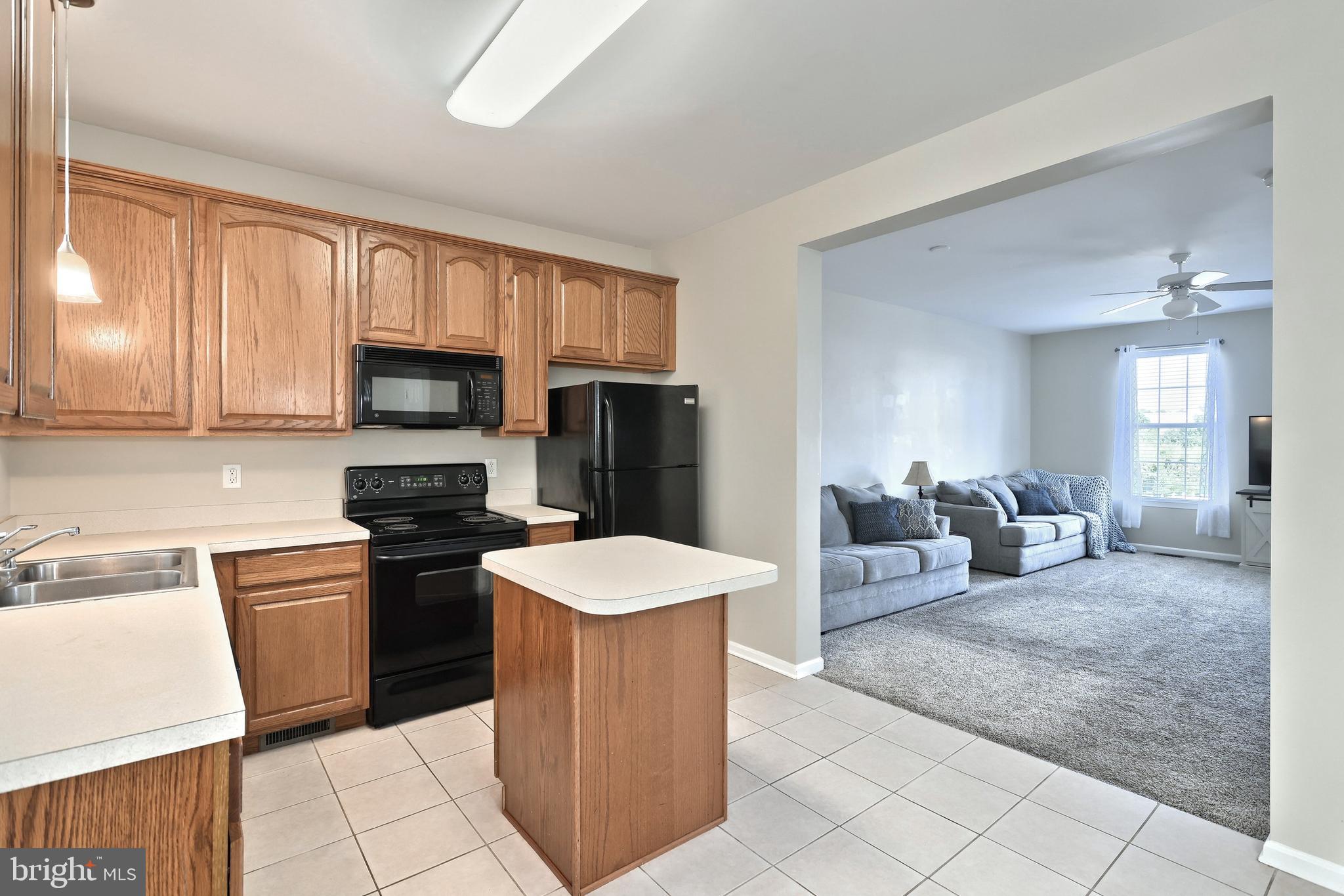 PEACEFIELDS - Residential