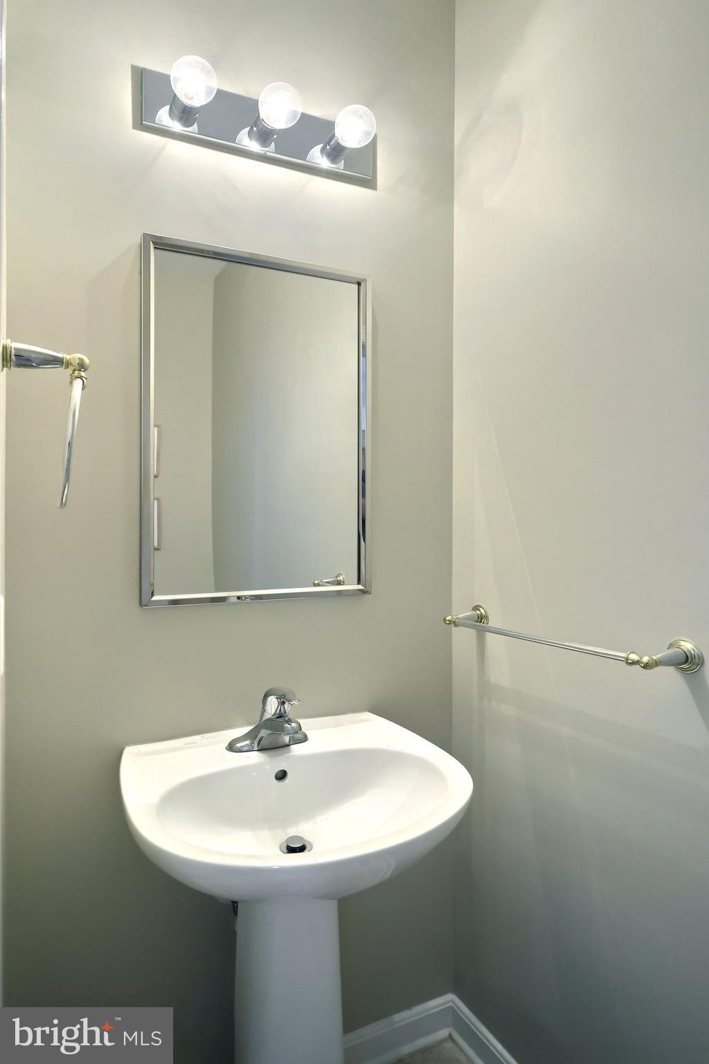 PEACEFIELDS - Residential