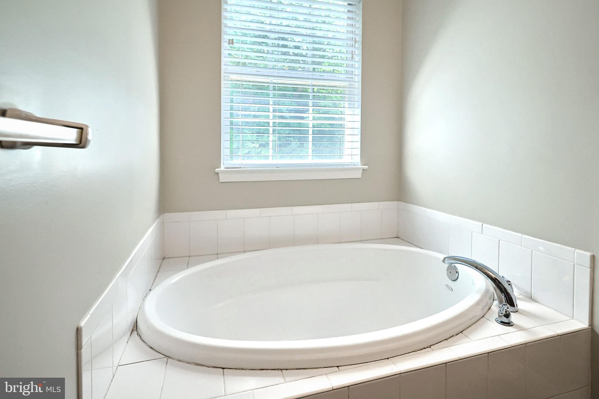 PEACEFIELDS - Residential