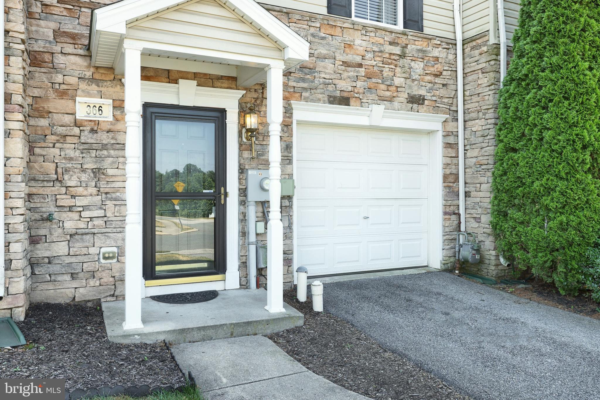 PEACEFIELDS - Residential