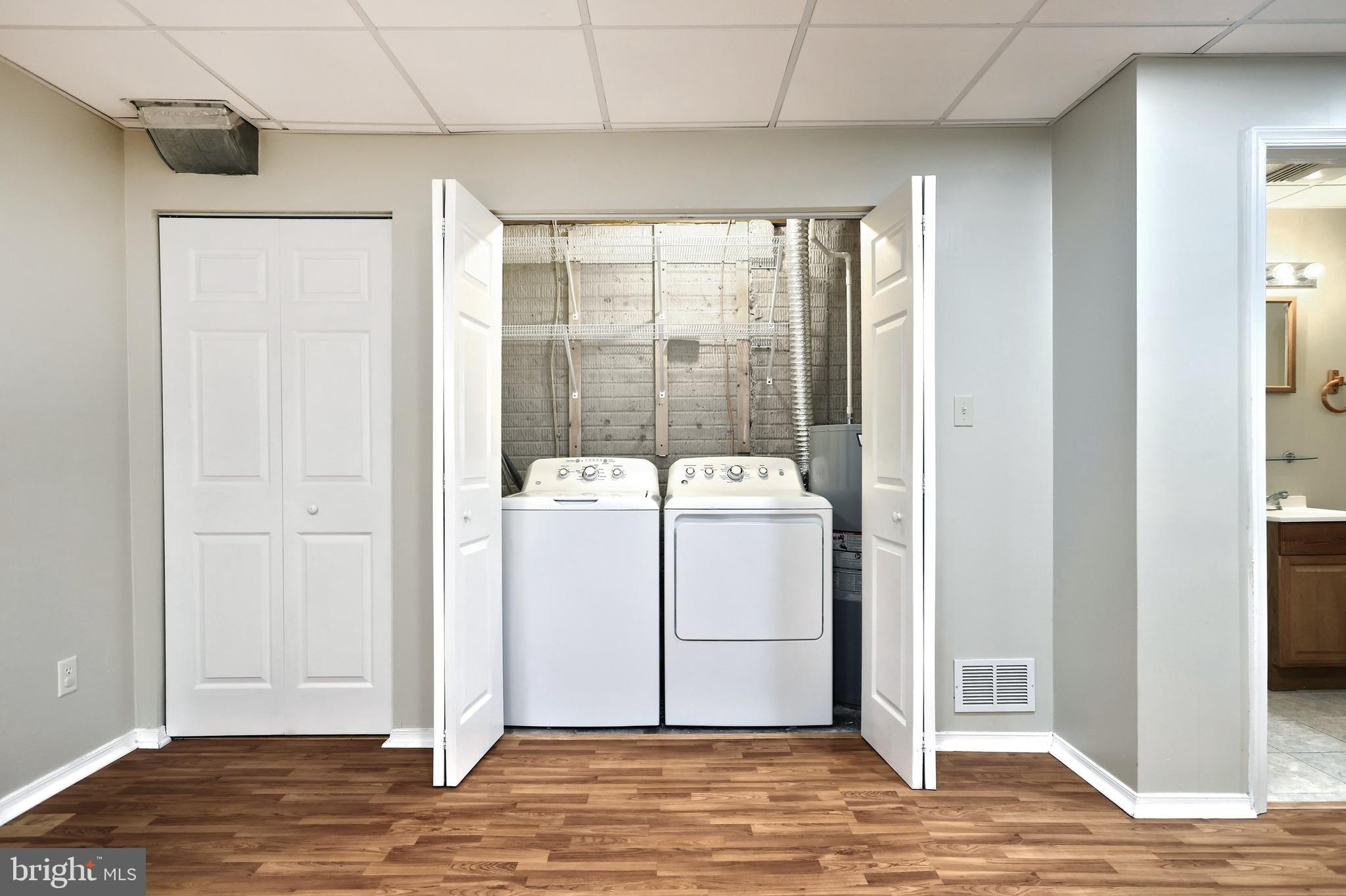 PEACEFIELDS - Residential