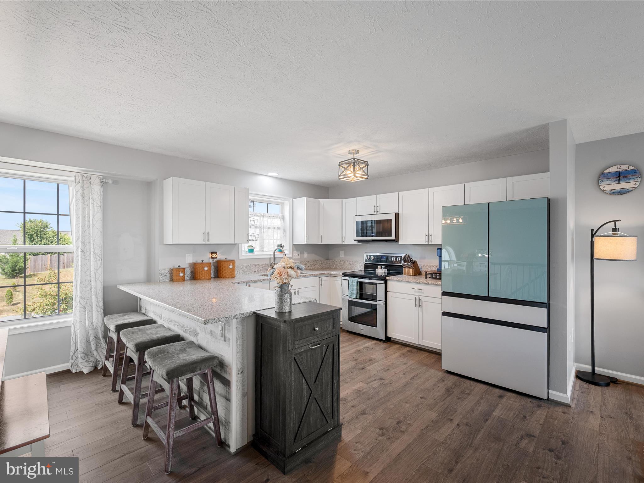 SPRING HILL - Residential