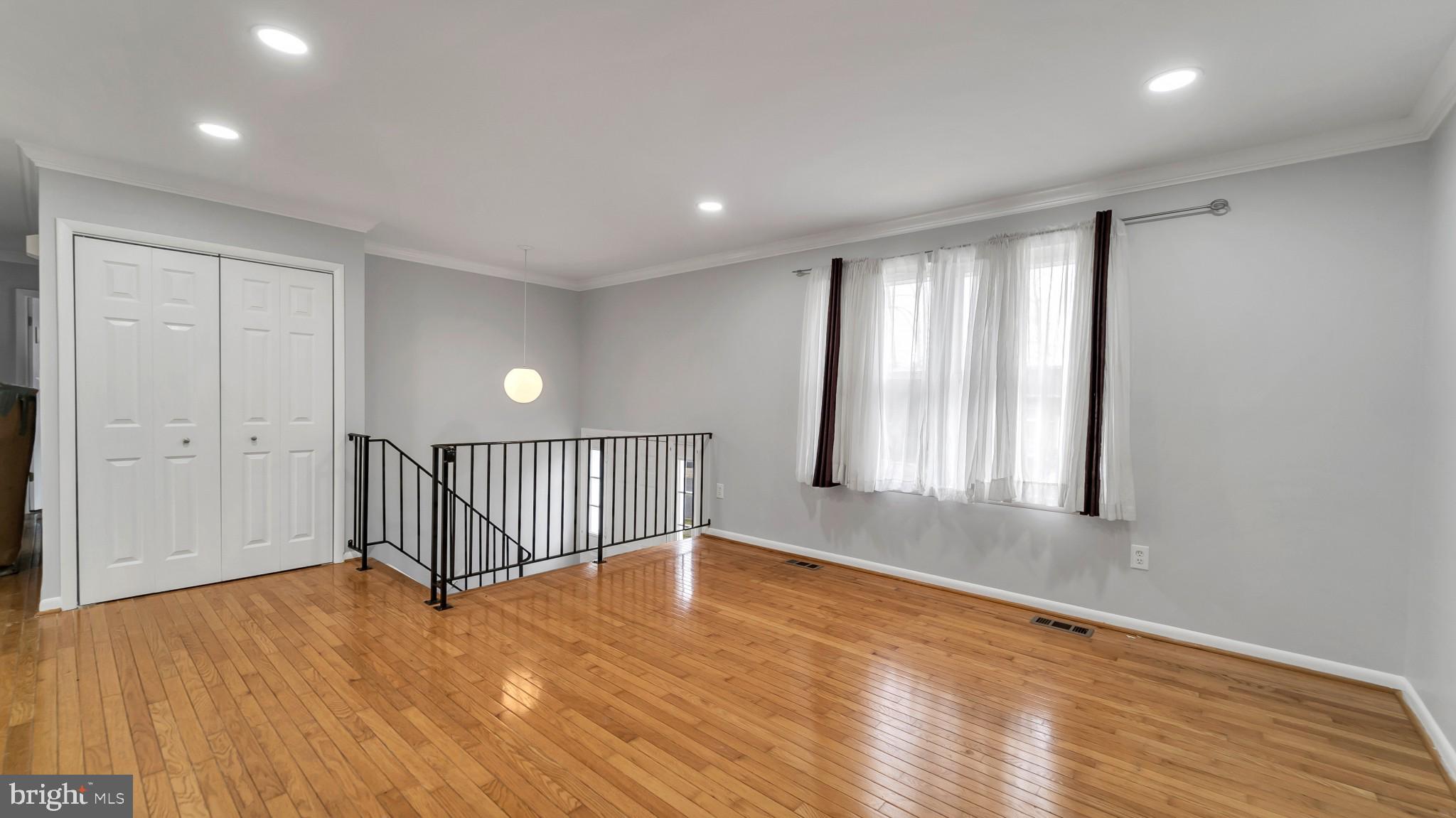 REISTERSTOWN - Residential