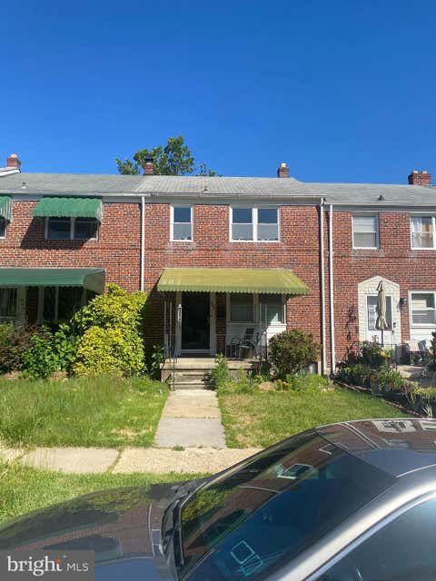 Townhouse For Sale - 906 Masefield Road<br/> BALTIMORE, MD 21207