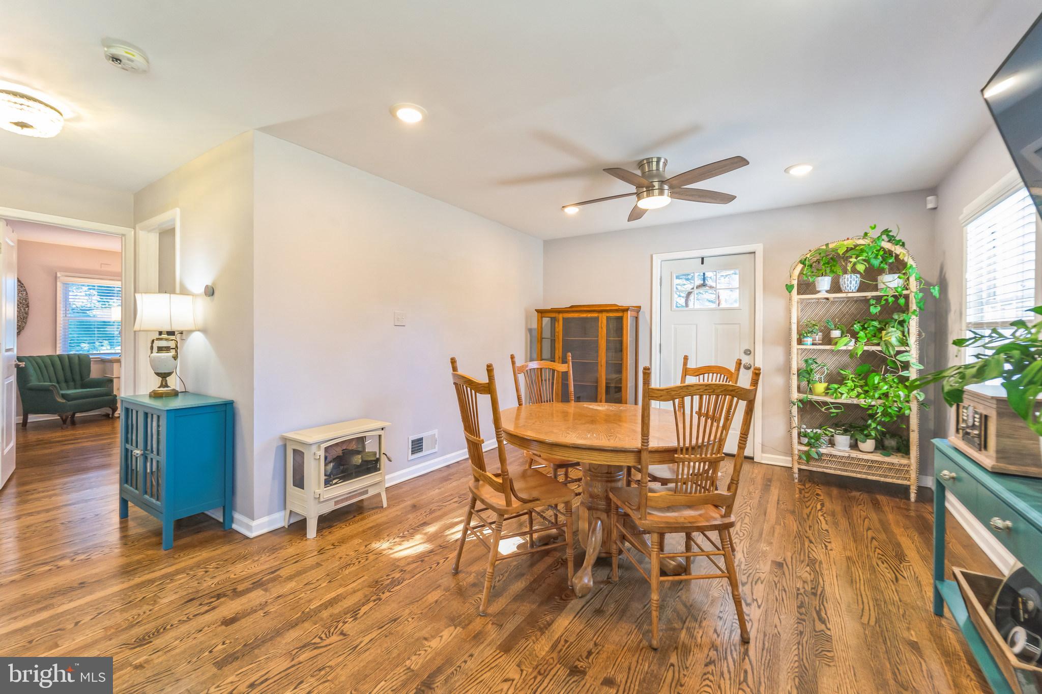 KINGSVILLE - Residential