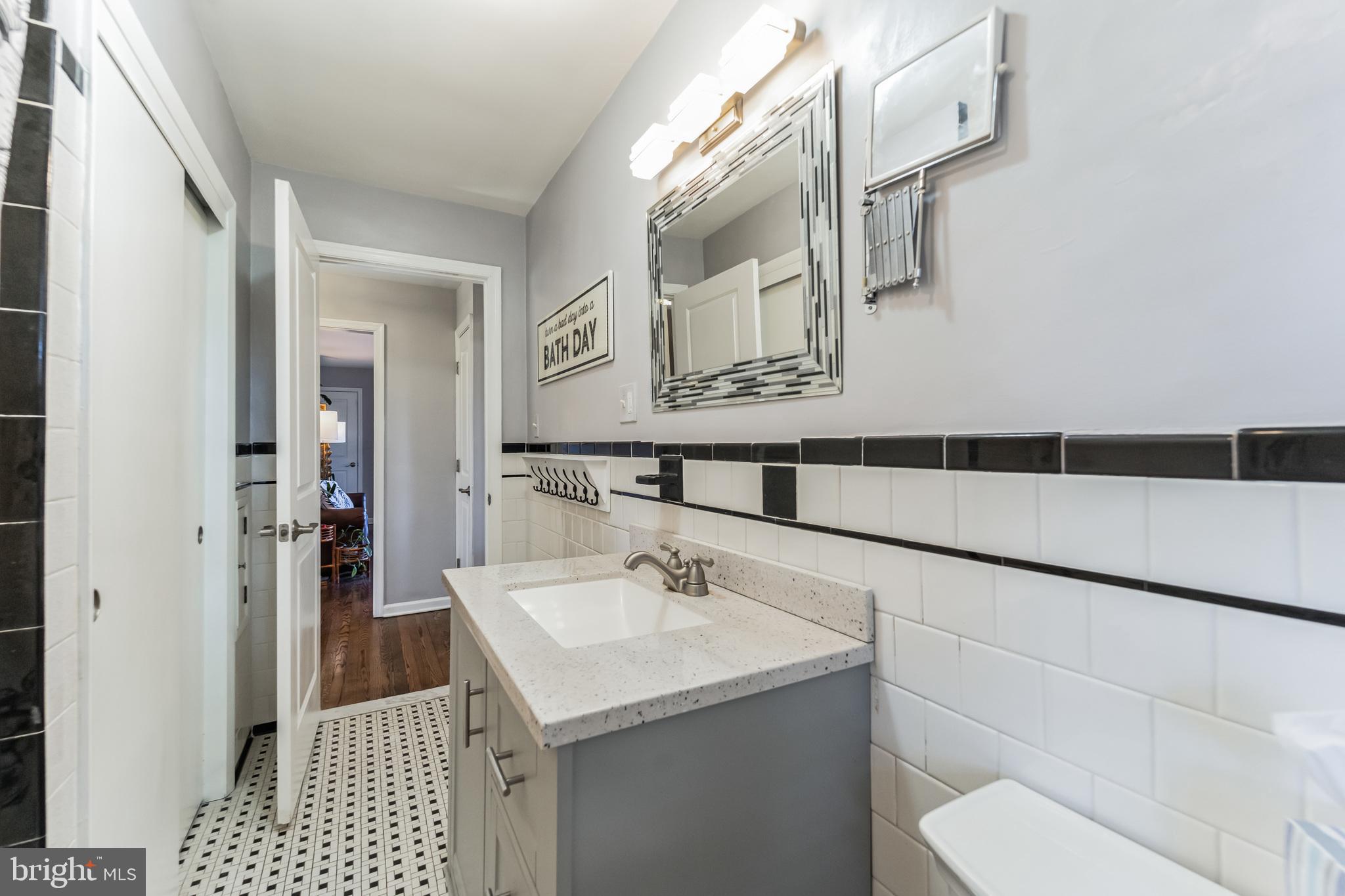 KINGSVILLE - Residential