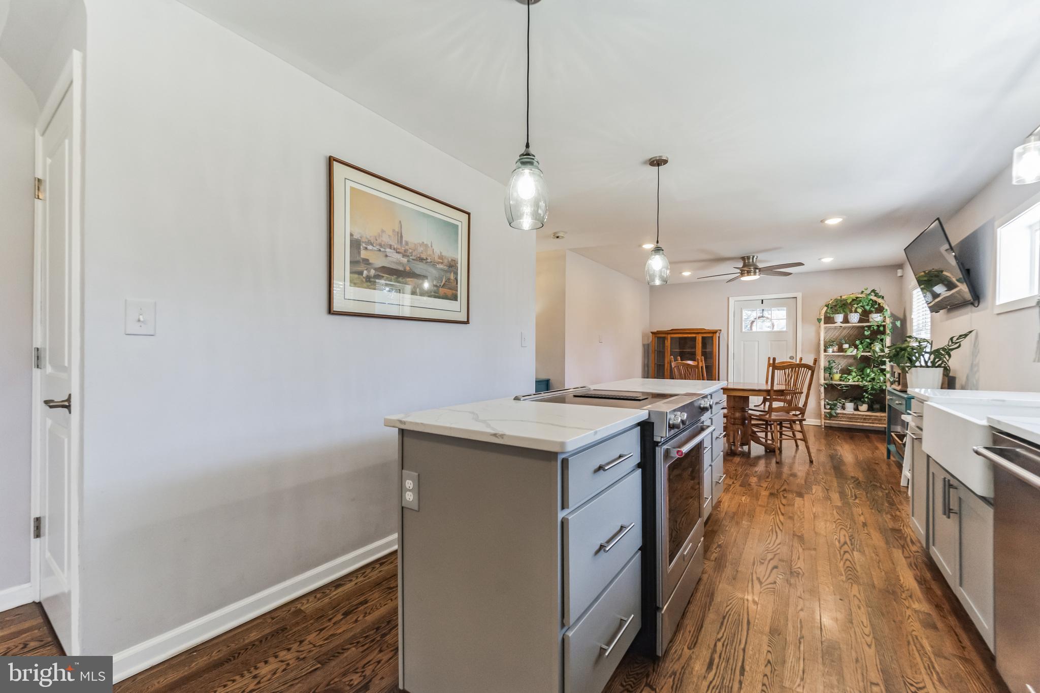 KINGSVILLE - Residential