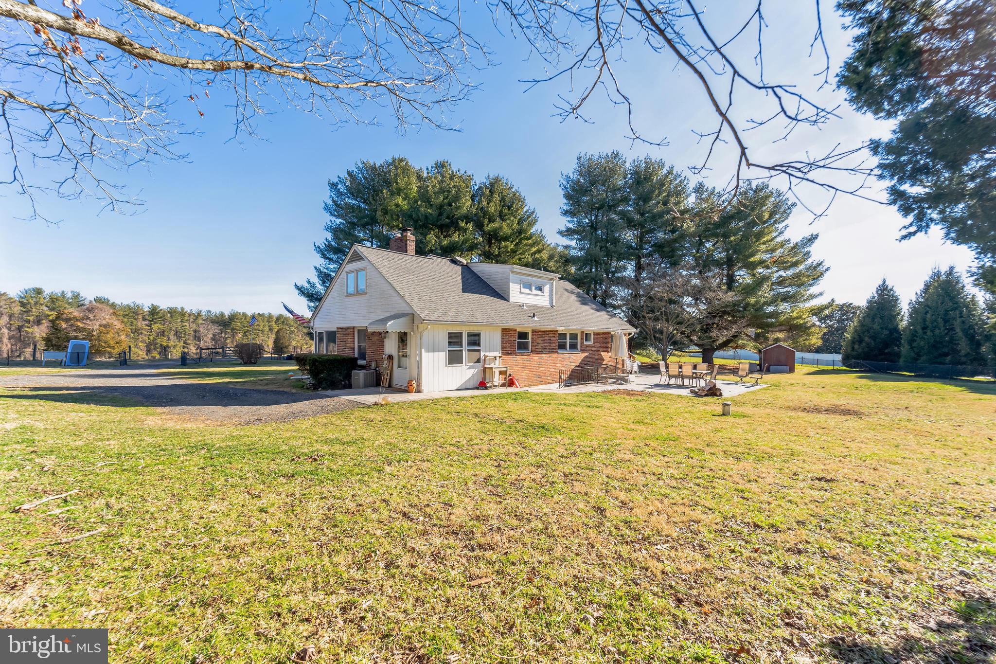 KINGSVILLE - Residential