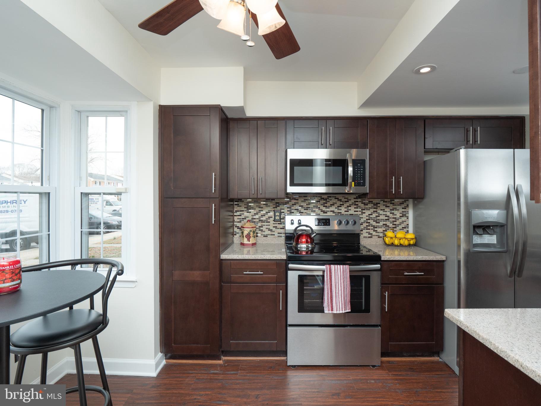 CROFTON SQUARE - Residential