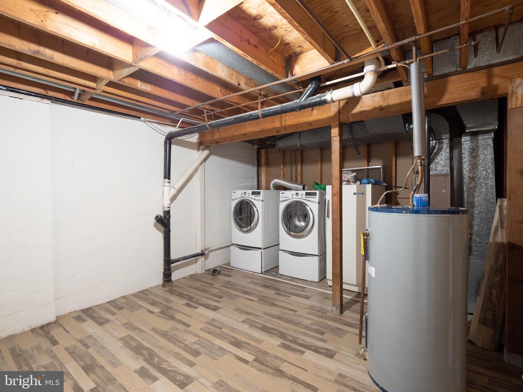 CROFTON SQUARE - Residential