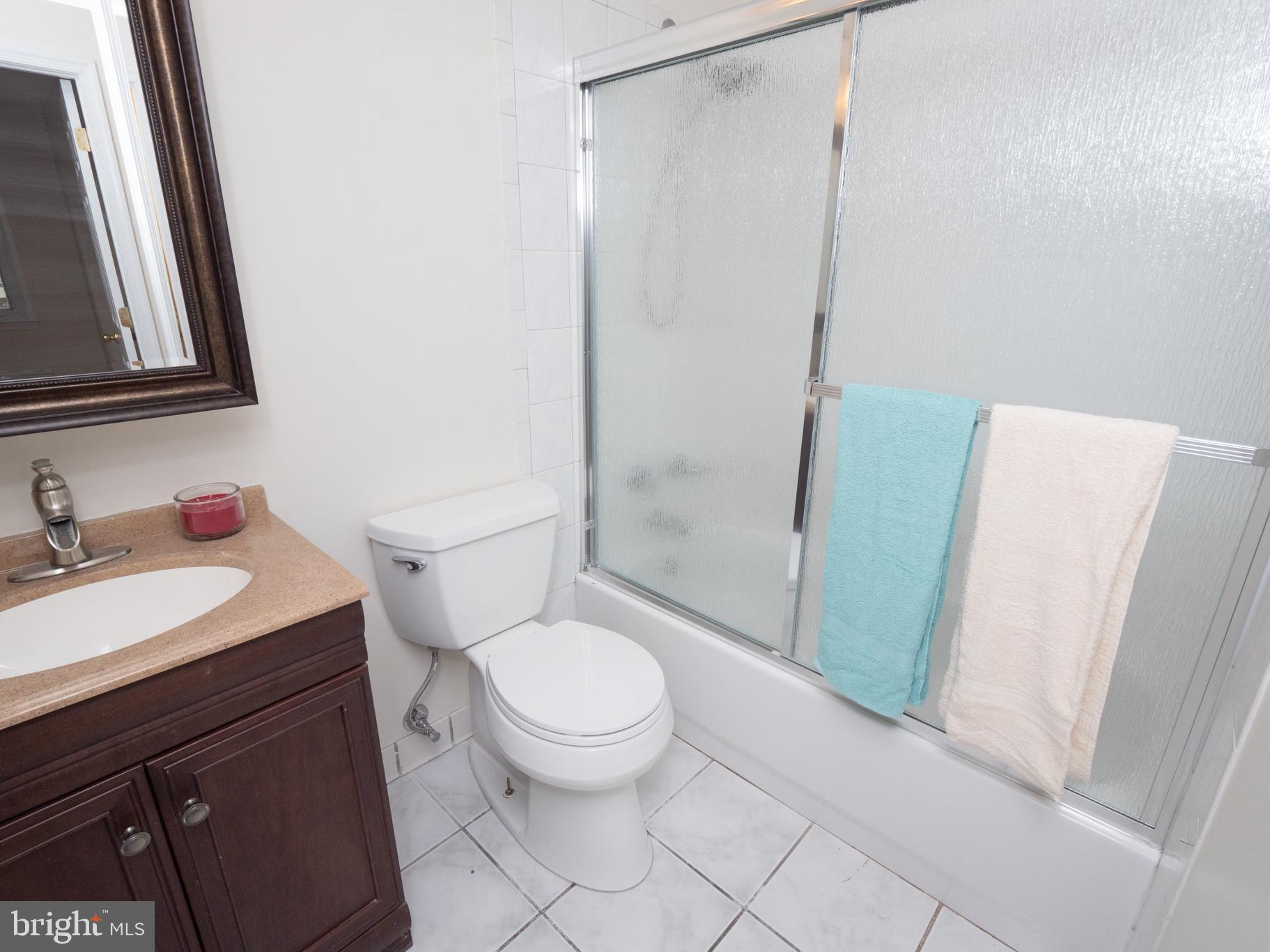 CROFTON SQUARE - Residential