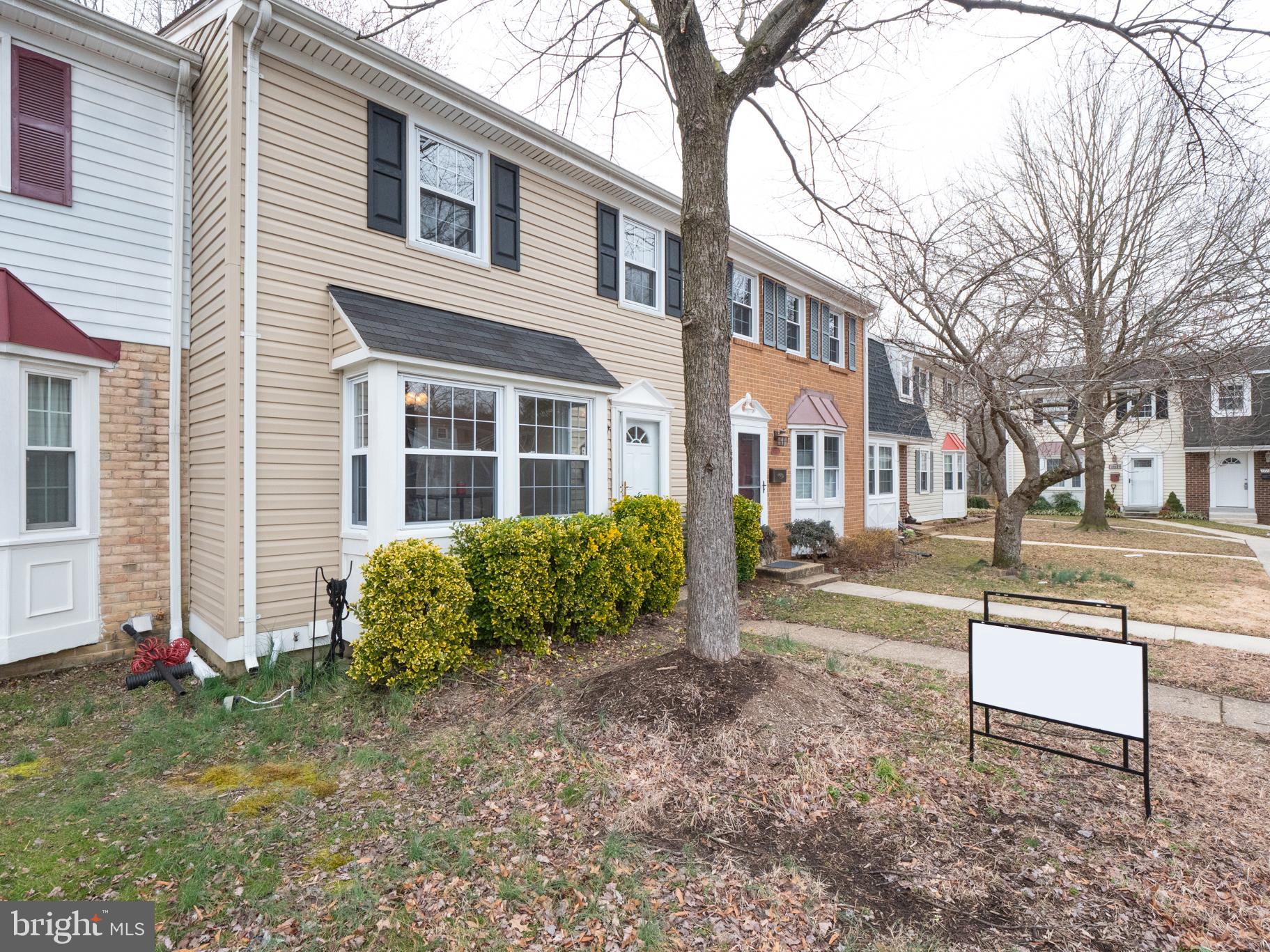 CROFTON SQUARE - Residential