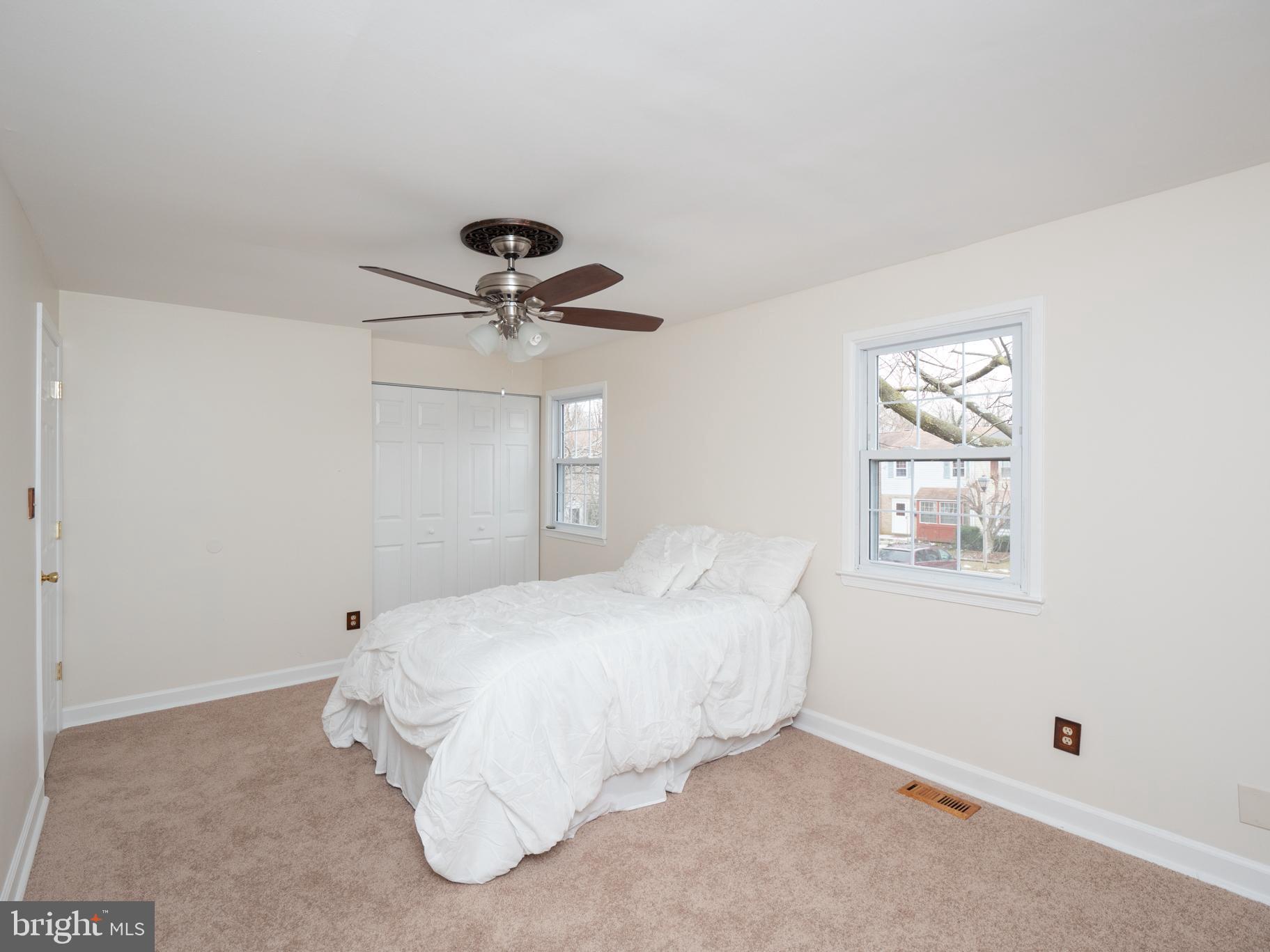 CROFTON SQUARE - Residential