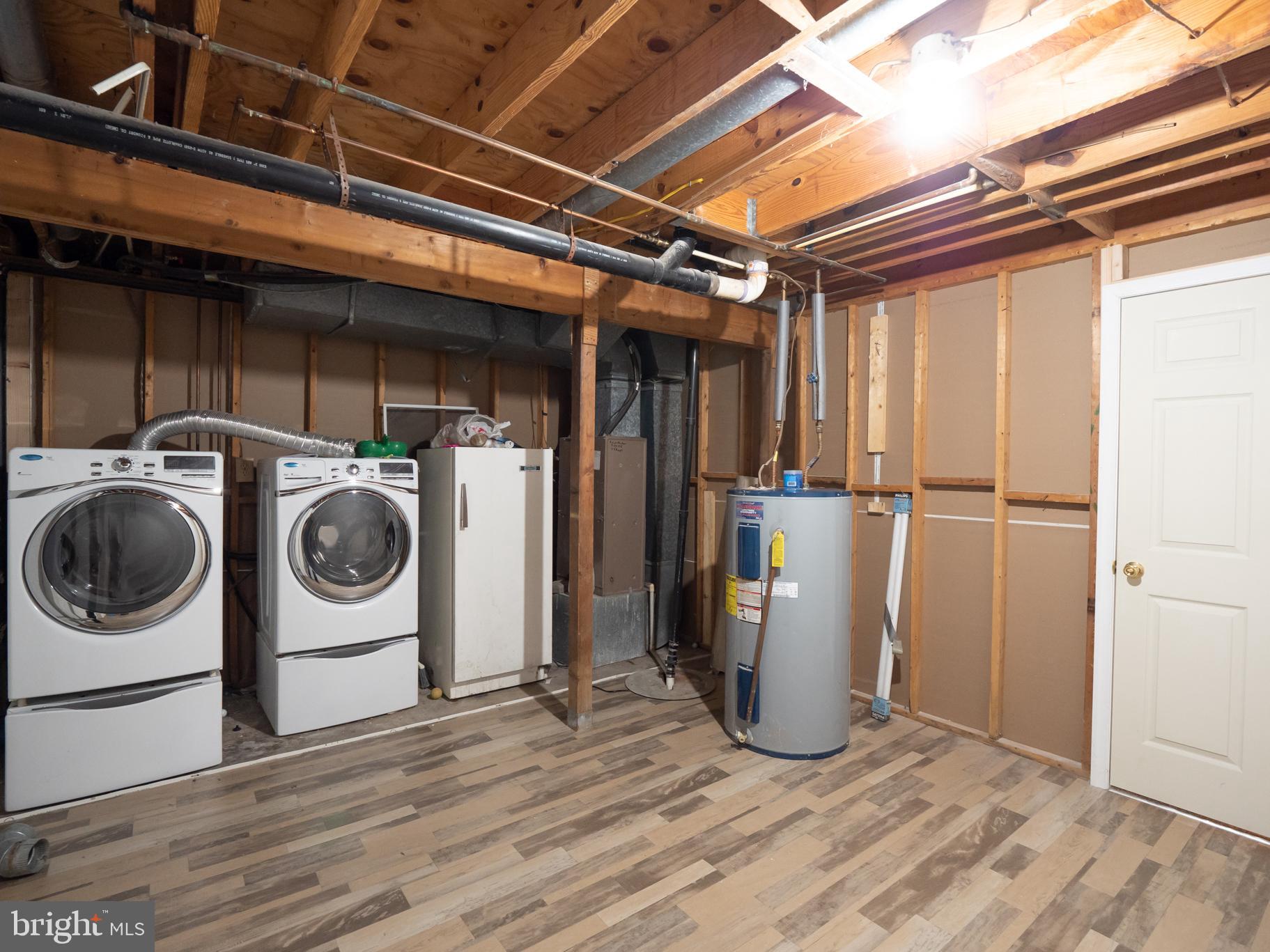 CROFTON SQUARE - Residential