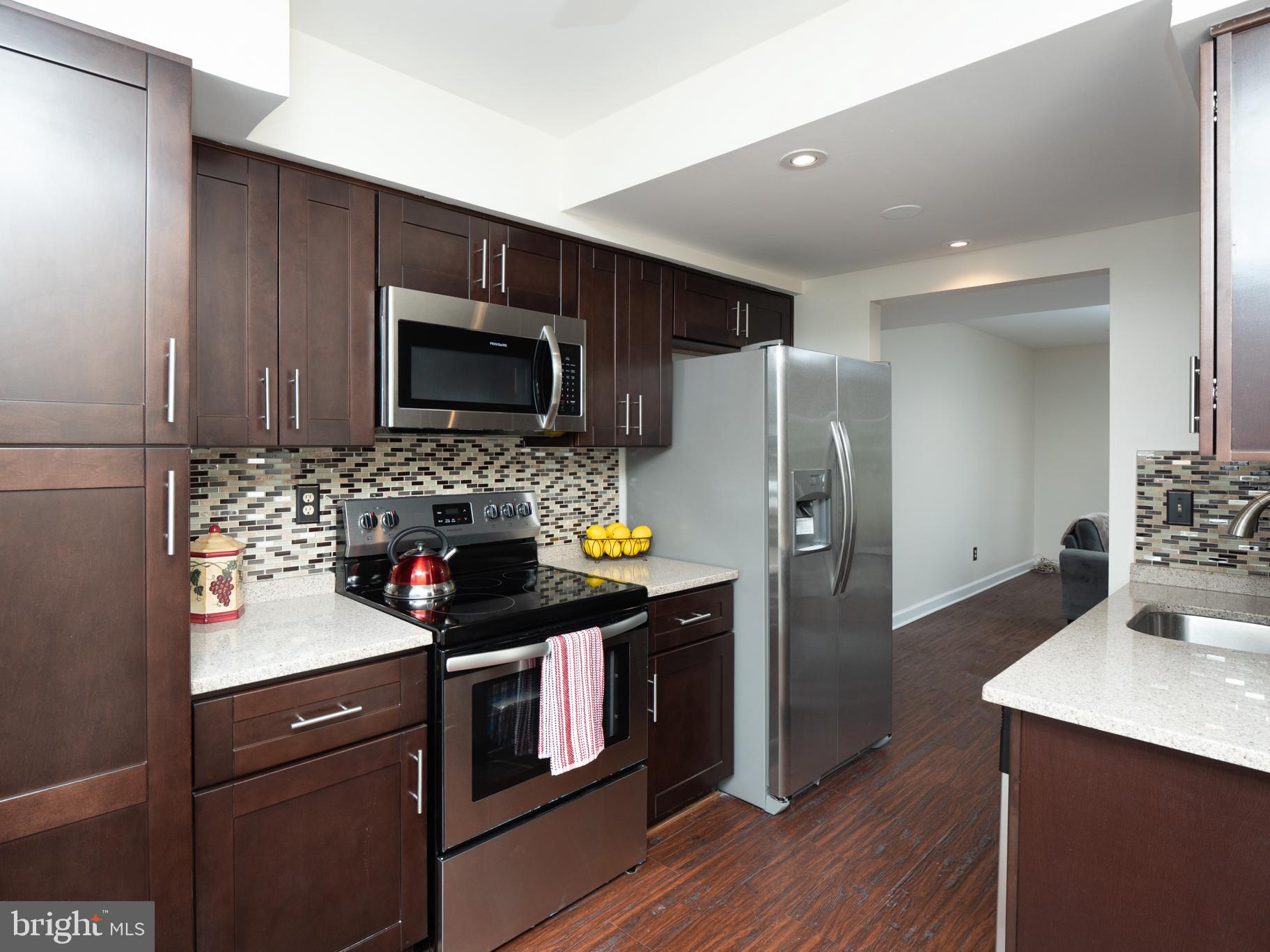 CROFTON SQUARE - Residential