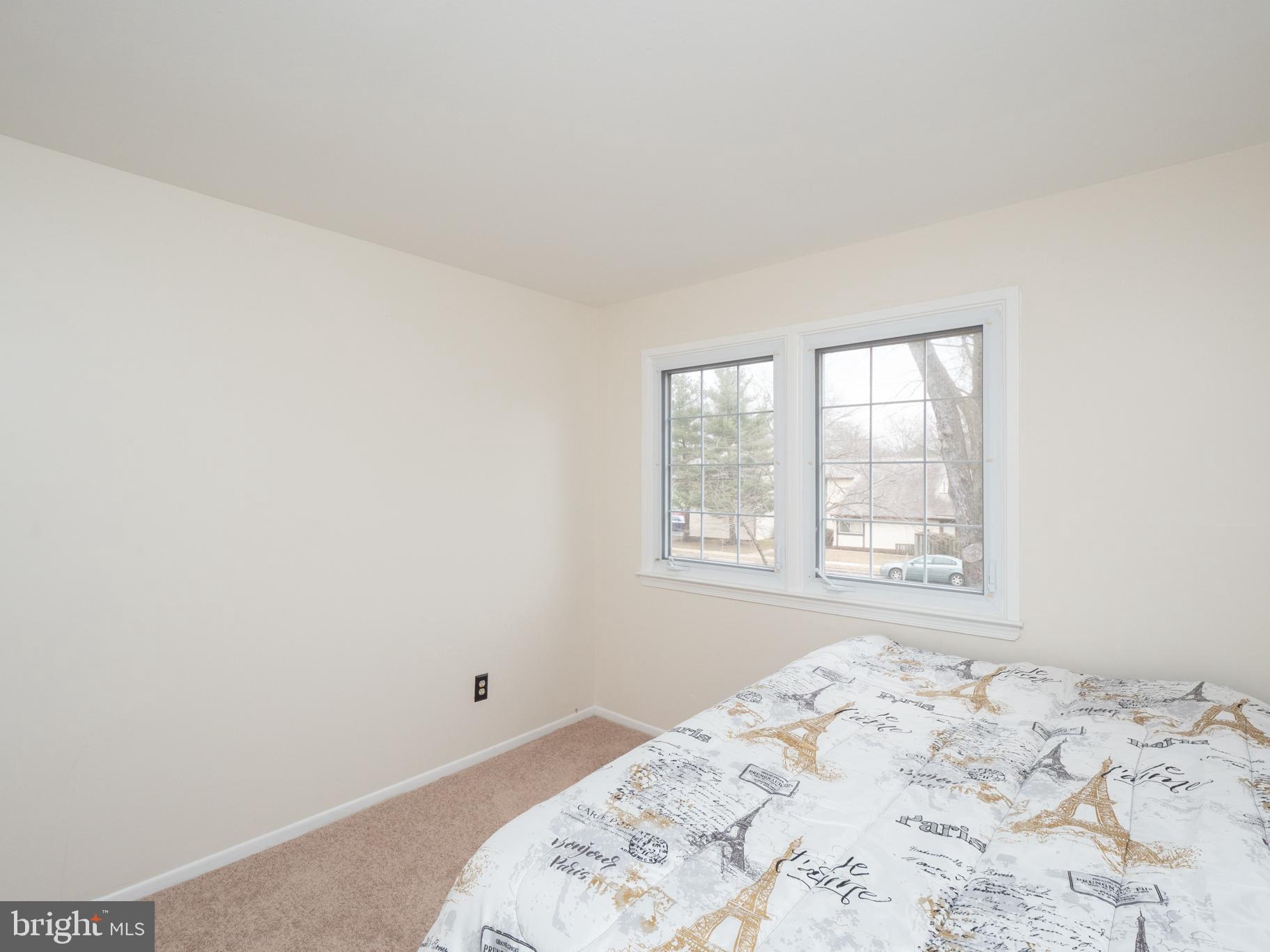 CROFTON SQUARE - Residential