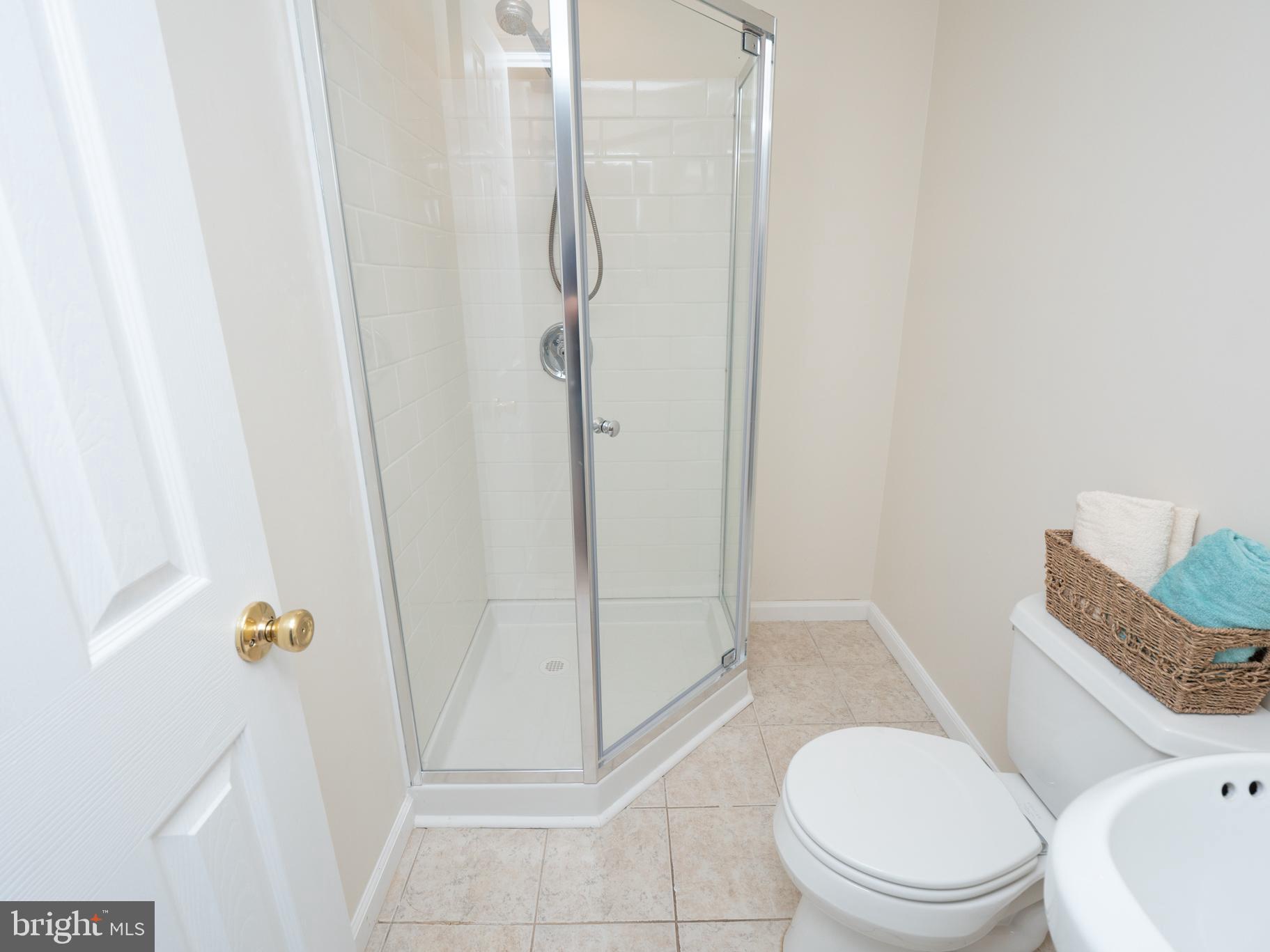 CROFTON SQUARE - Residential