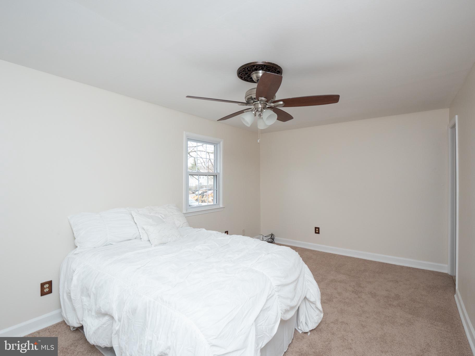 CROFTON SQUARE - Residential