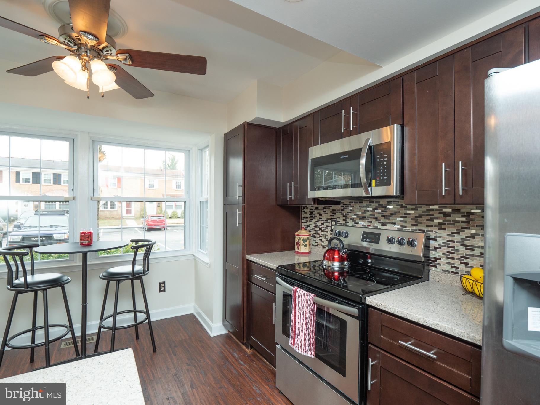 CROFTON SQUARE - Residential