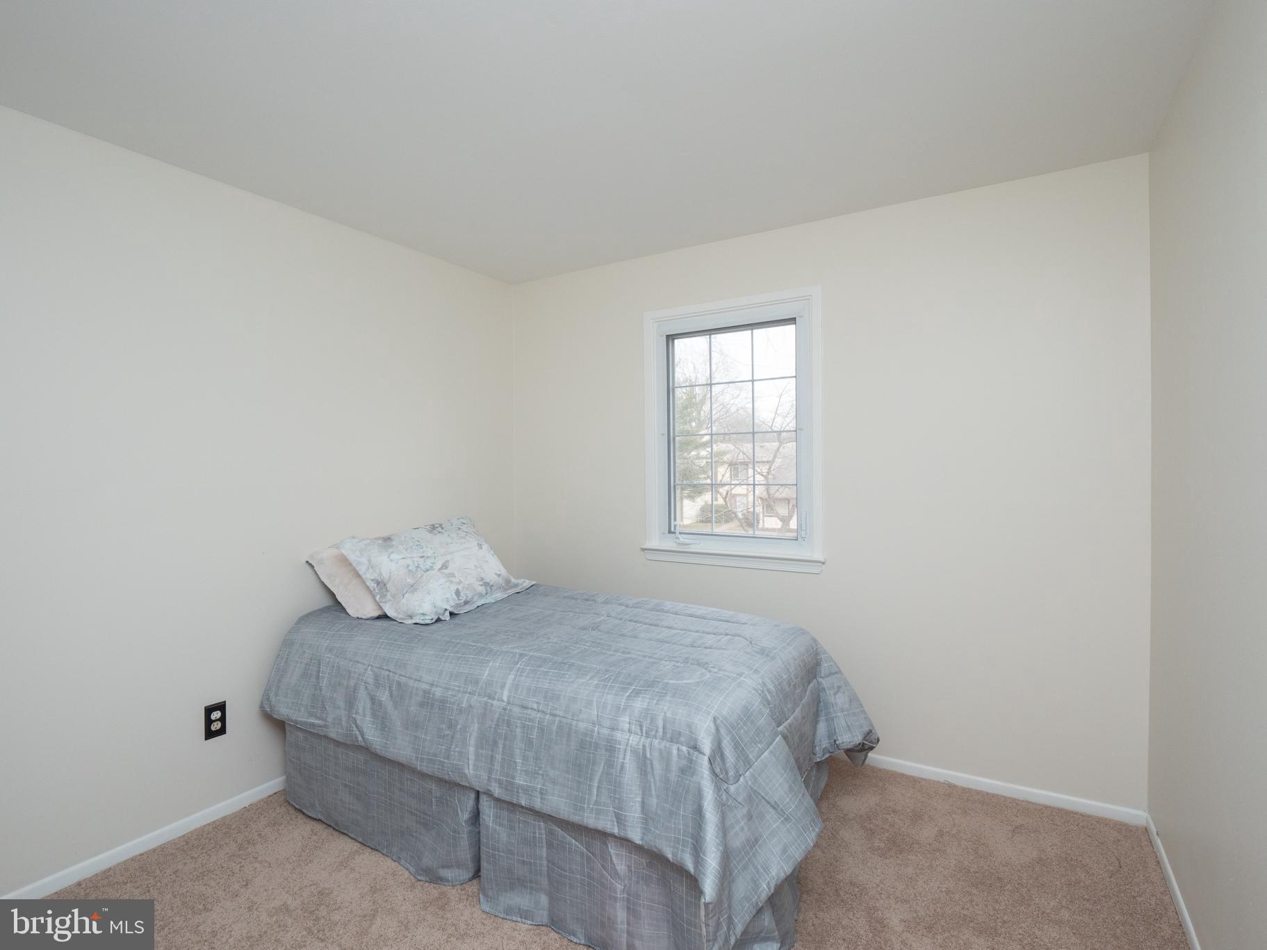 CROFTON SQUARE - Residential