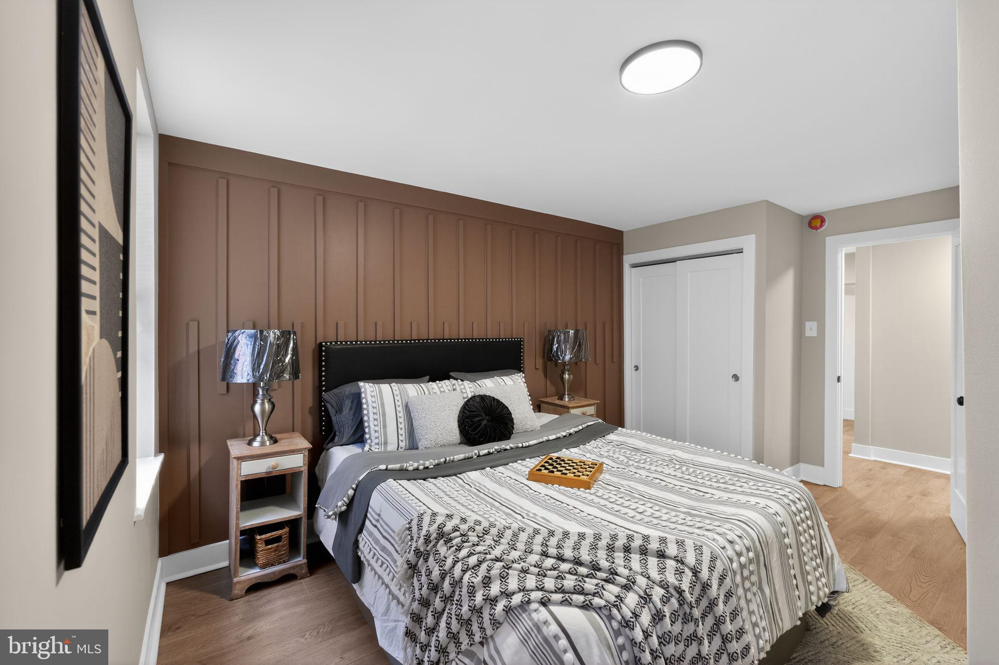 POINT BREEZE - Residential