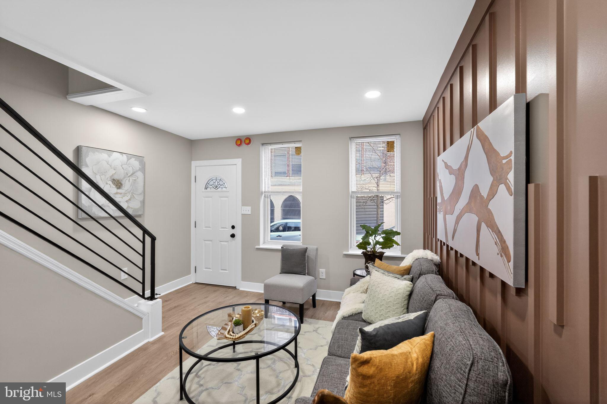 POINT BREEZE - Residential