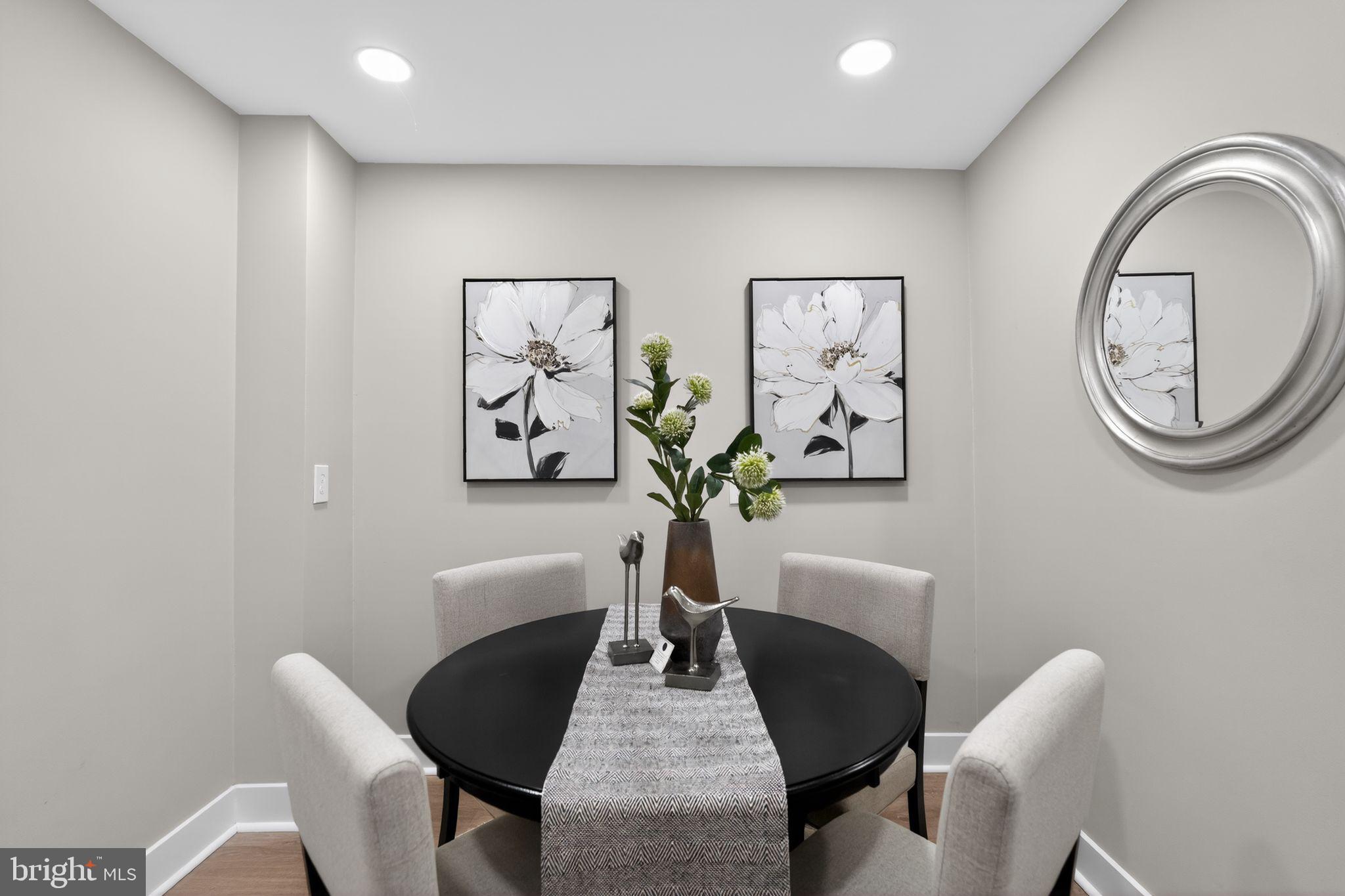 POINT BREEZE - Residential