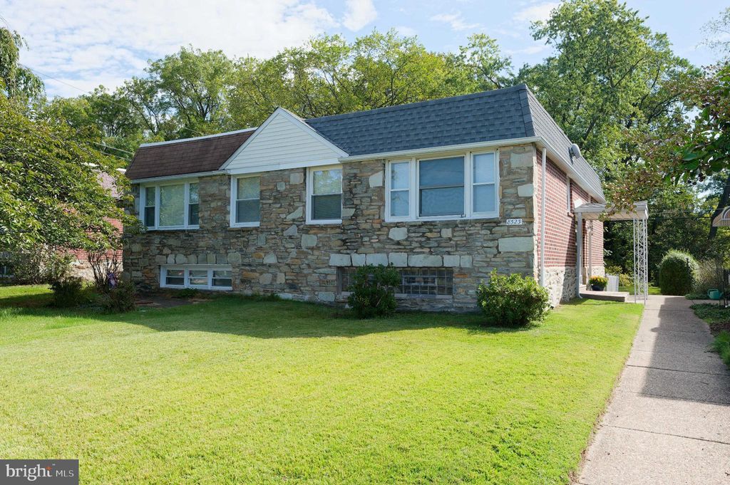 Photo of 8523 Benton Avenue, PHILADELPHIA, PA 19152 (MLS # PAPH2541254)